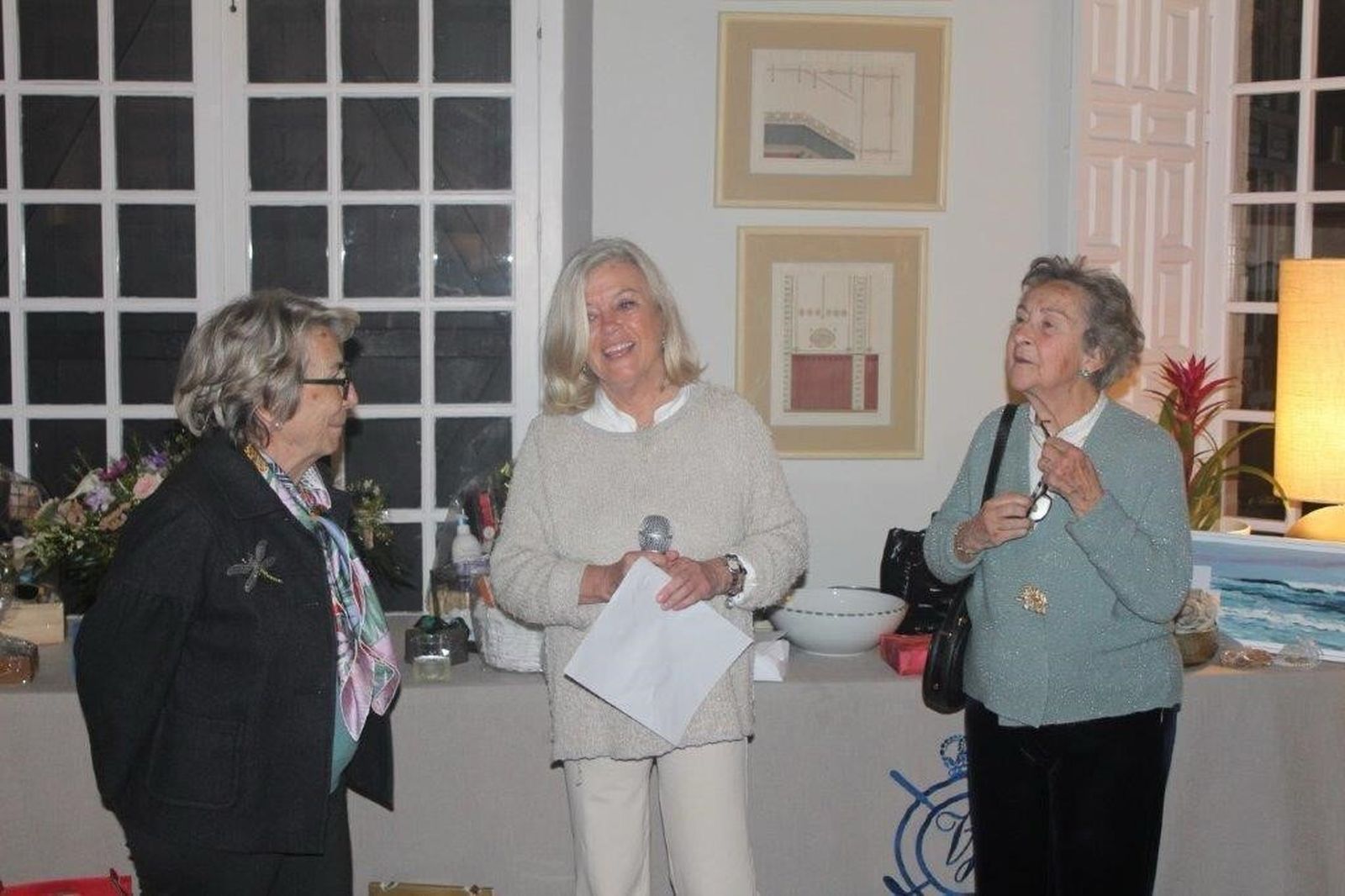 Las encargadas de la organización del torneo benéfico, Lilian Bardet, Charo Bajo y María Dolores Cobián.