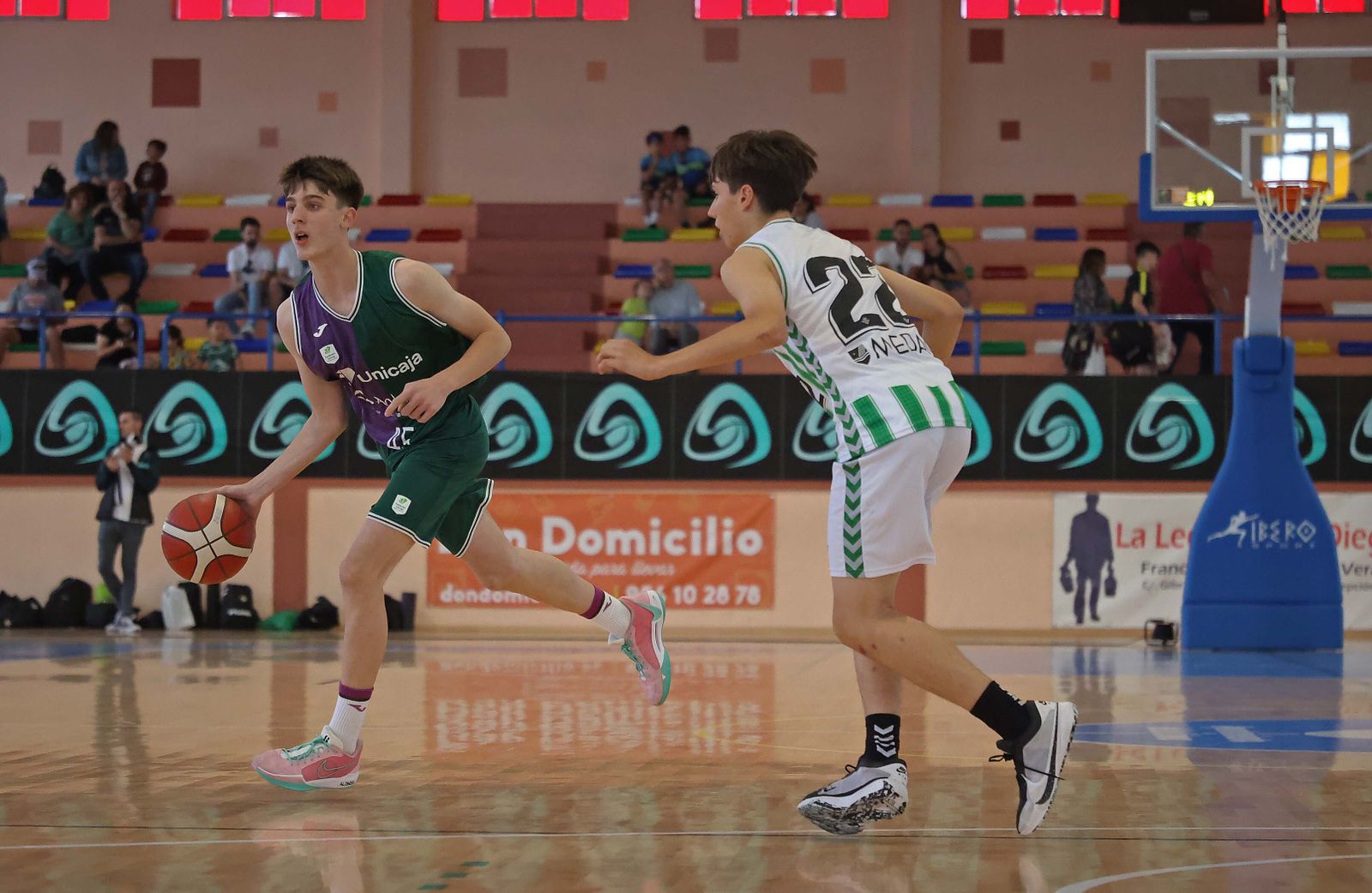 Imágenes de la jornada final del CADEBA infantil masculino de baloncesto en La Línea