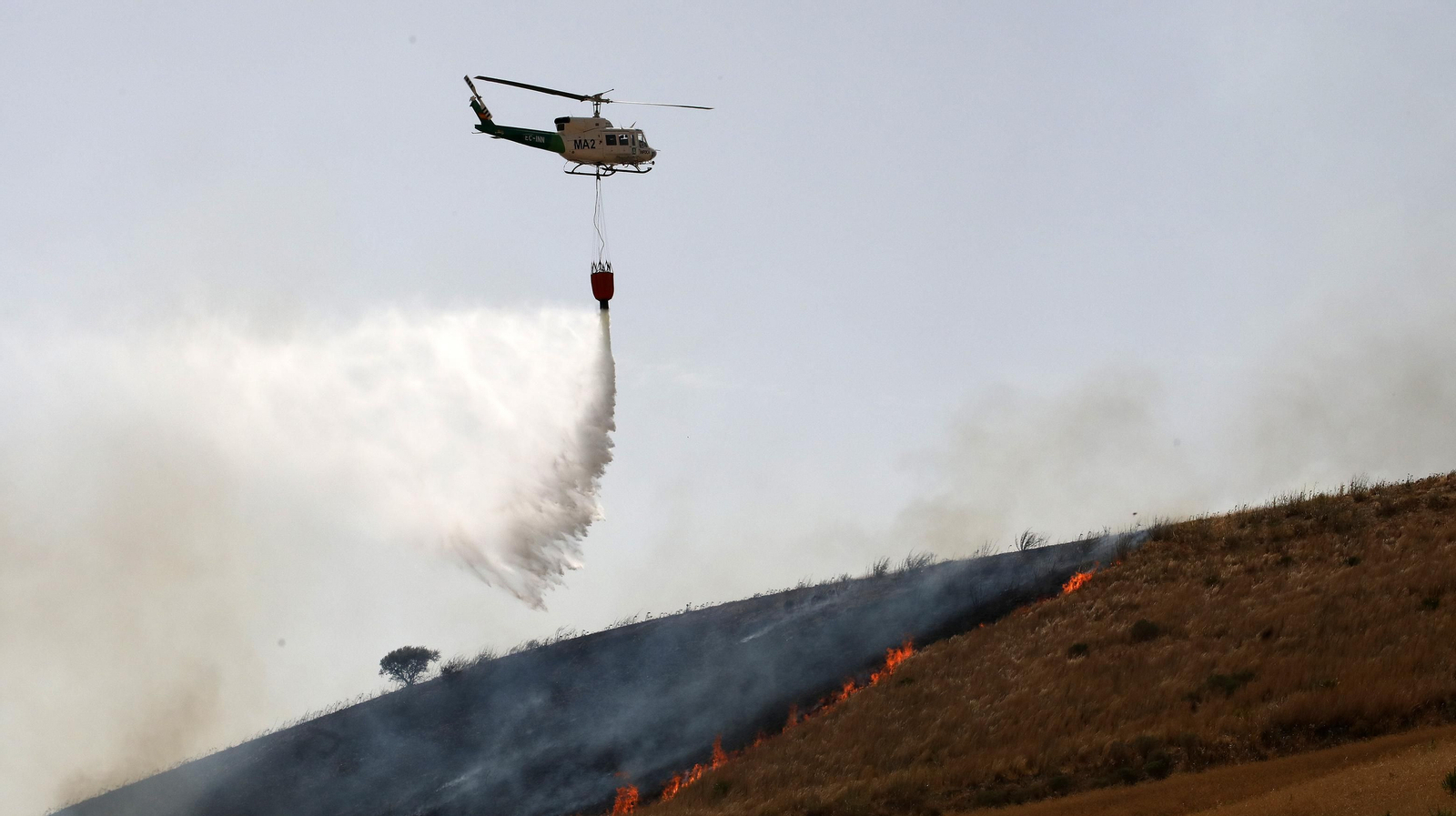 Grave incendio en la campiña de Jerez