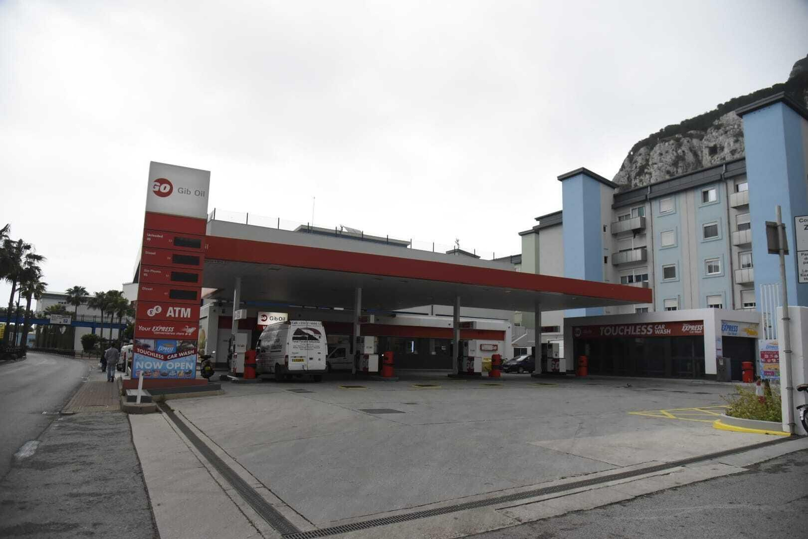 Una gasolinera vacía en Gibraltar.
