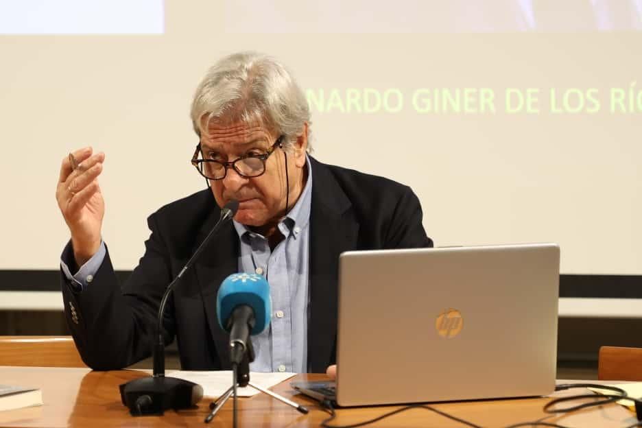 Salvador Moreno Peralta reivindica la figura del malagueño Moreno Villa en la Generación del 25