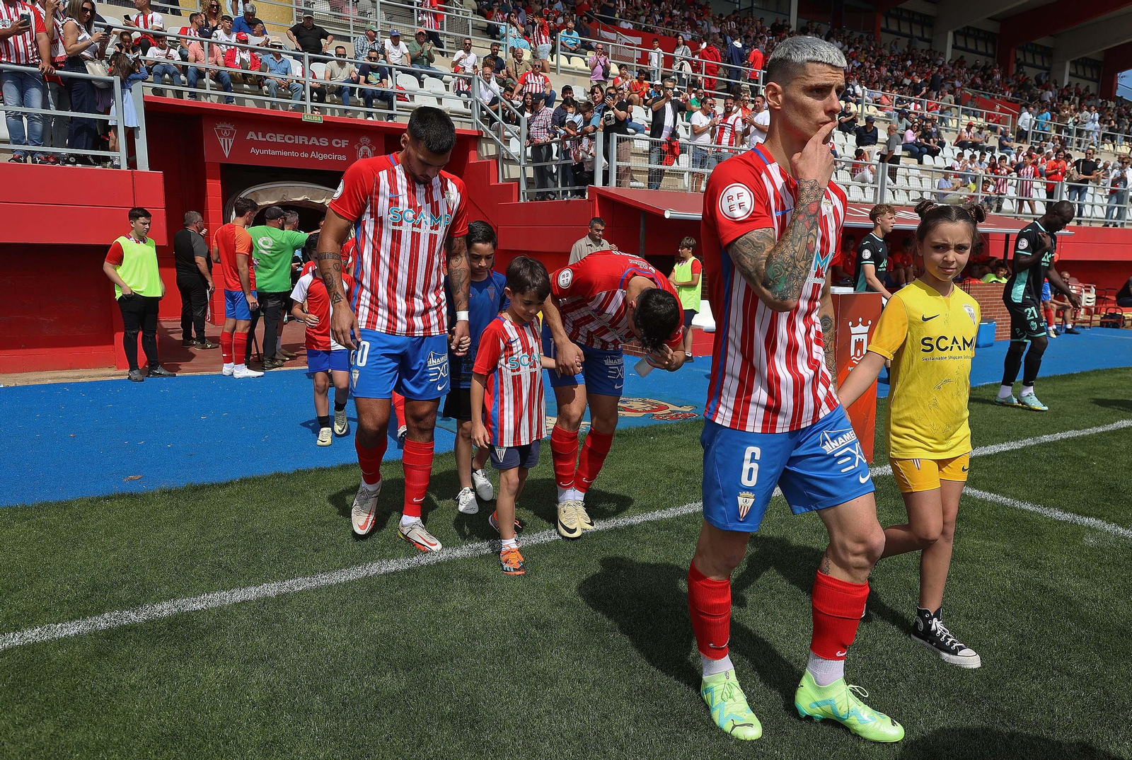 Las  mejores fotos del Algeciras - Atlético Baleares de Primera RFEF