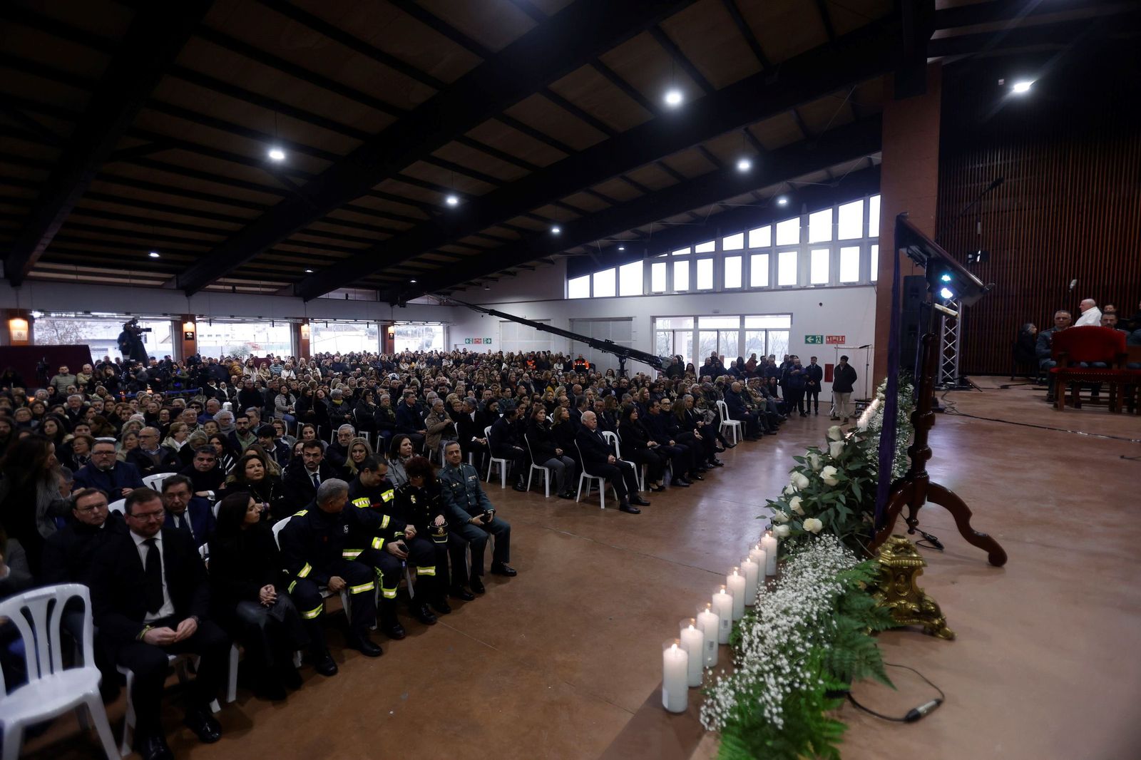 Las imágenes de la misa funeral en Adamuz por las víctimas del accidente de tren
