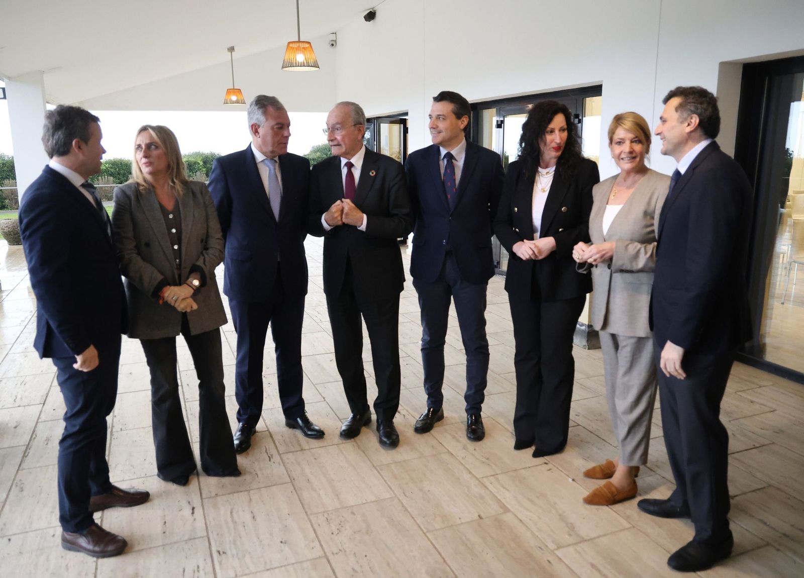 El 'Foro de las ciudades', organizado por el Grupo Joly en Antequera, en imágenes