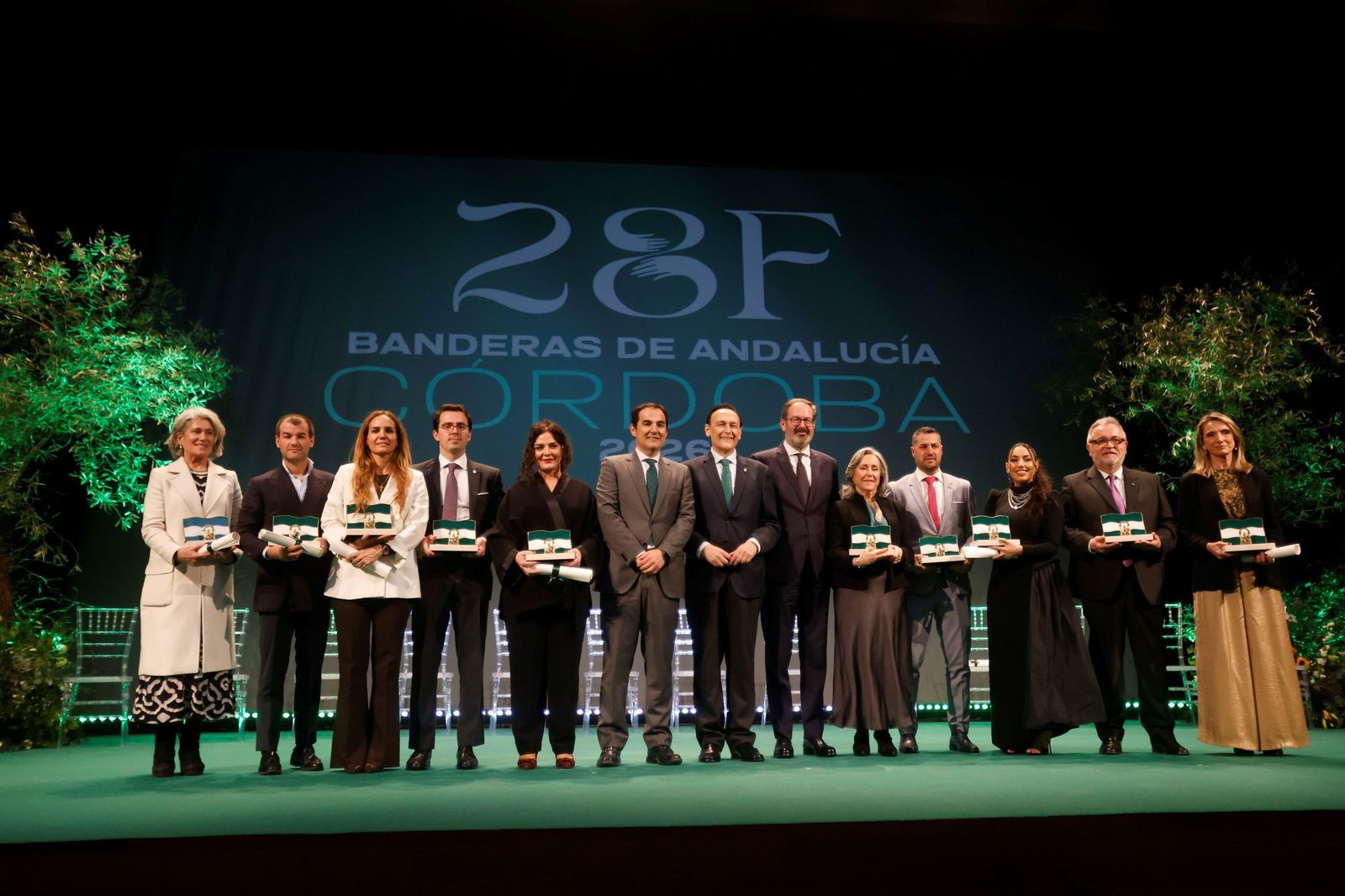 La emotiva entrega de las Banderas de Andalucía por el 28F en Córdoba