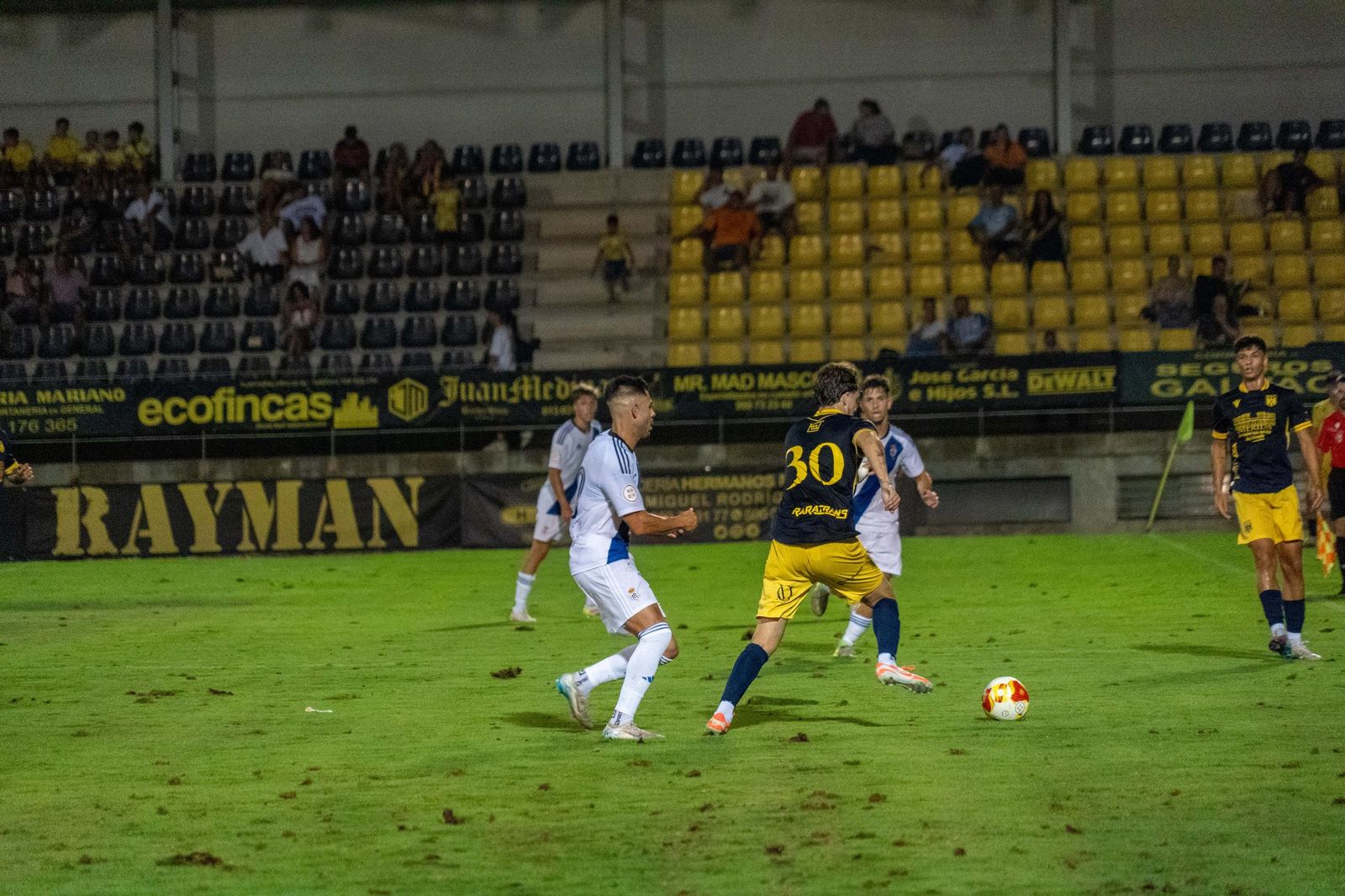 Imágenes del partido AD Merida - Recreativo de Huelva del Trofeo de la Bella