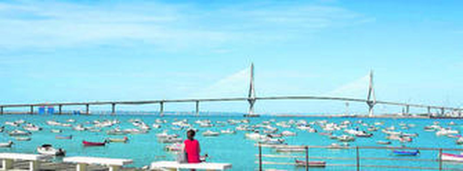 El comercio reconoce que ha incrementado el número de clientes desde la apertura del segundo puente.