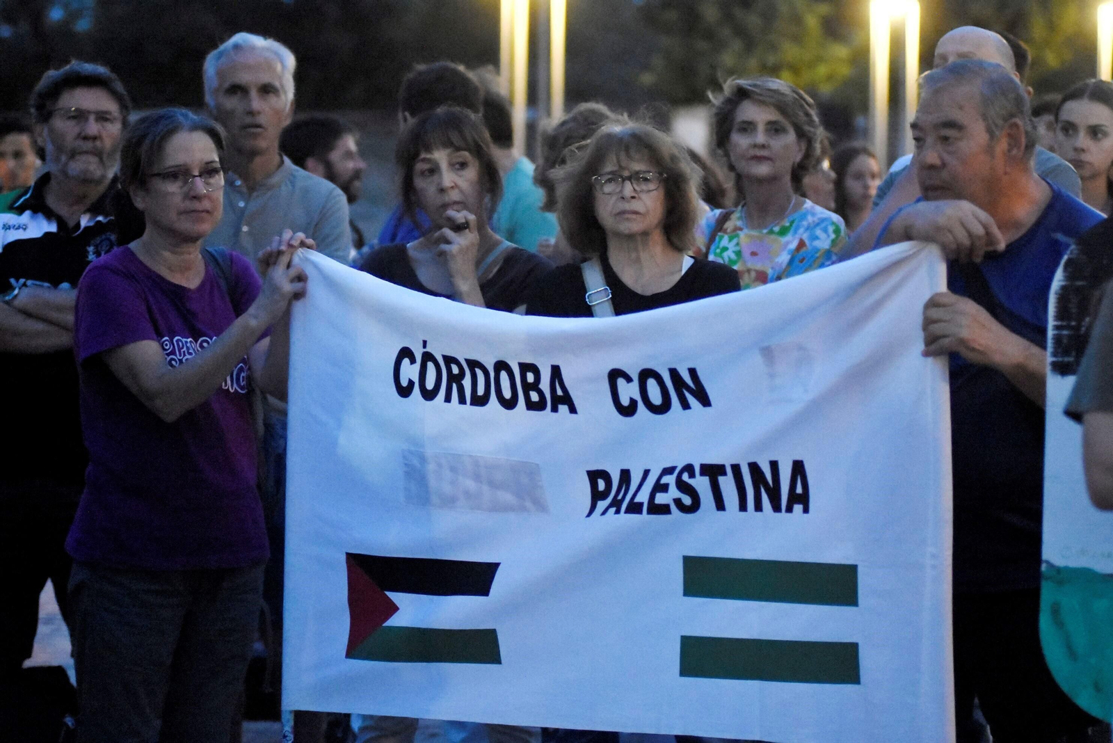 La concentración de solidaridad con Palestina en Córdoba, en imágenes