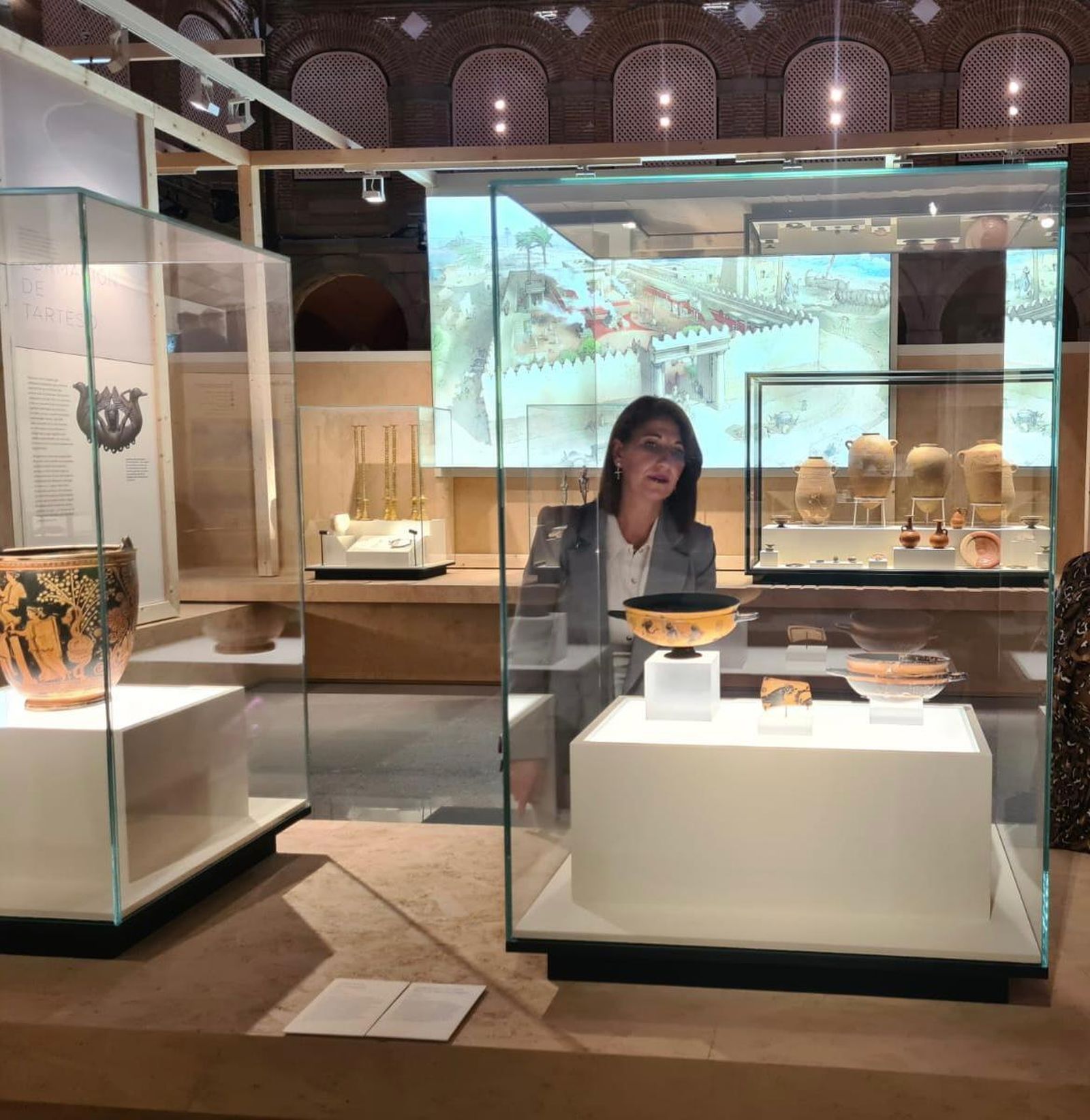 La delegada Teresa Herrera visita la exposición de Madrid