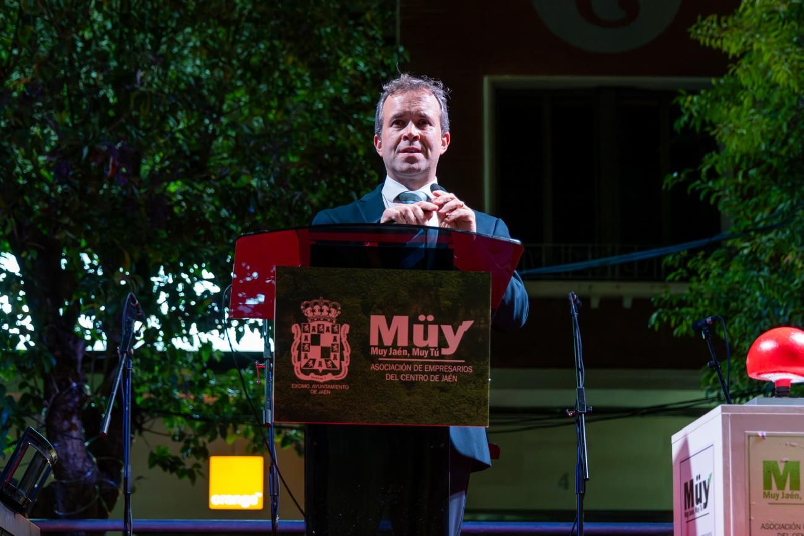 Inauguración en Jaén del alumbrado navideño "Centrylandia"