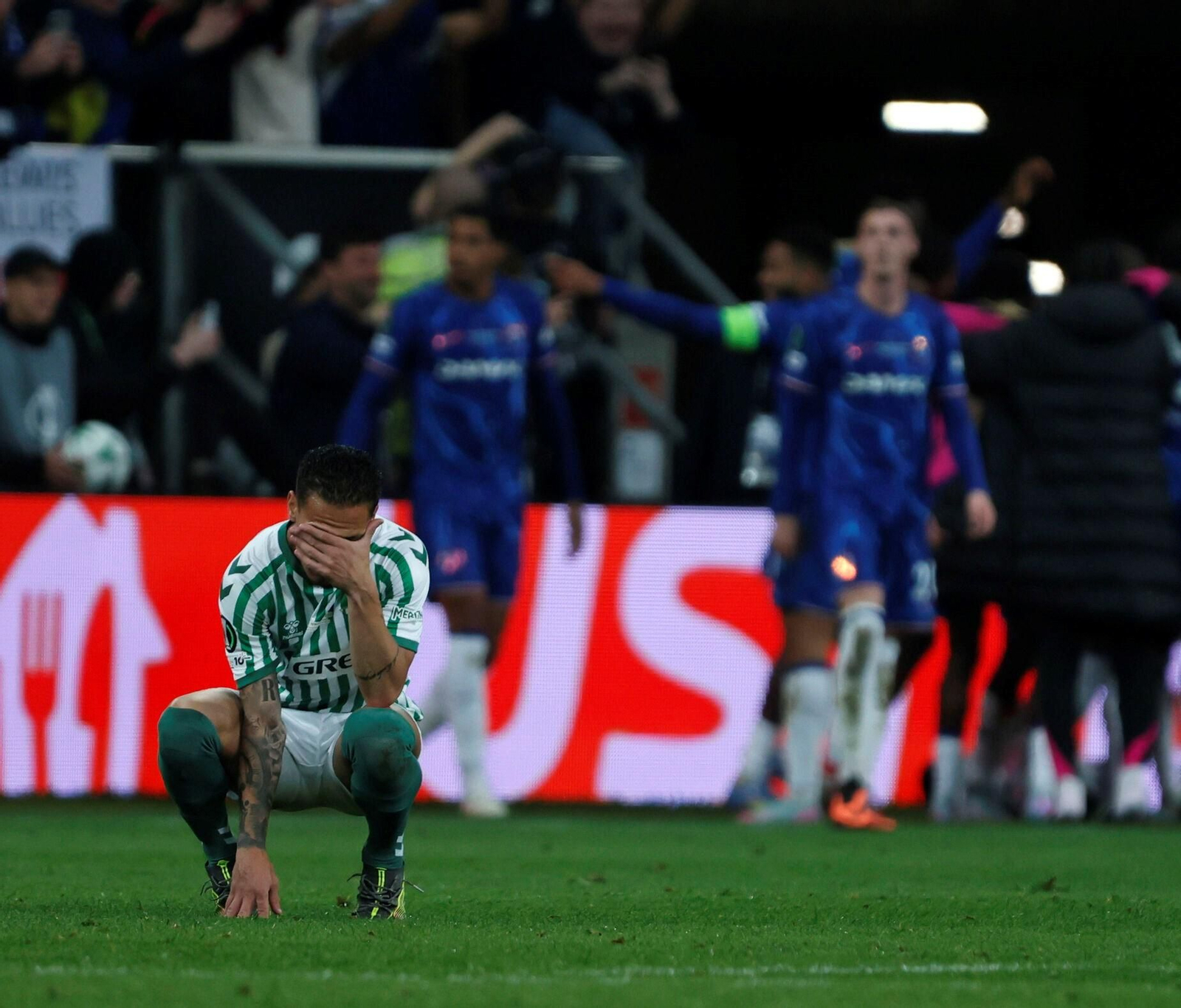 Las mejores fotos del Betis - Chelsea en la final de la Conference League