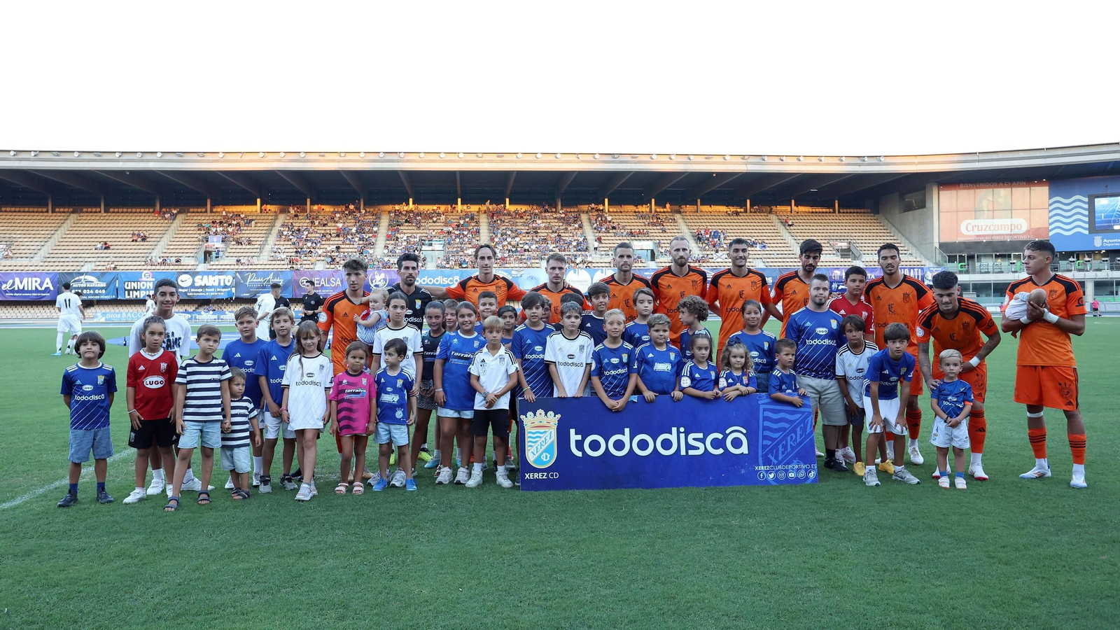 Las mejores imágenes del Xerez CD contra el Real Madrid C en el IX Trofeo Rafa Verdú