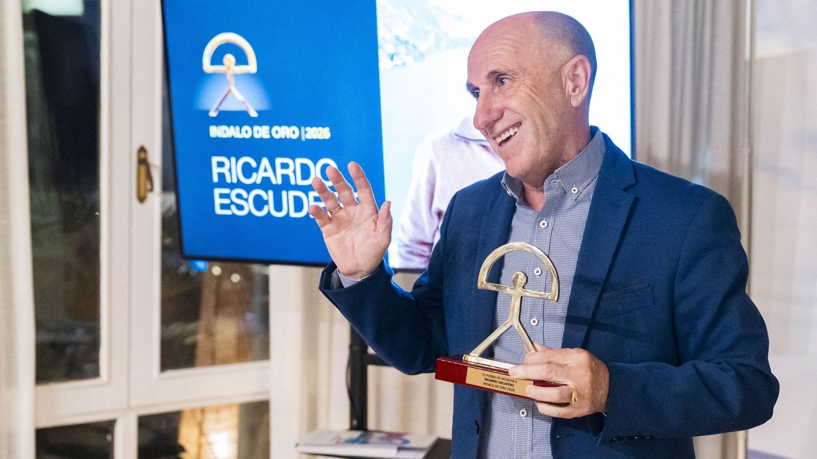 Ricardo Escudero recibe el Indalo de Oro 2026.