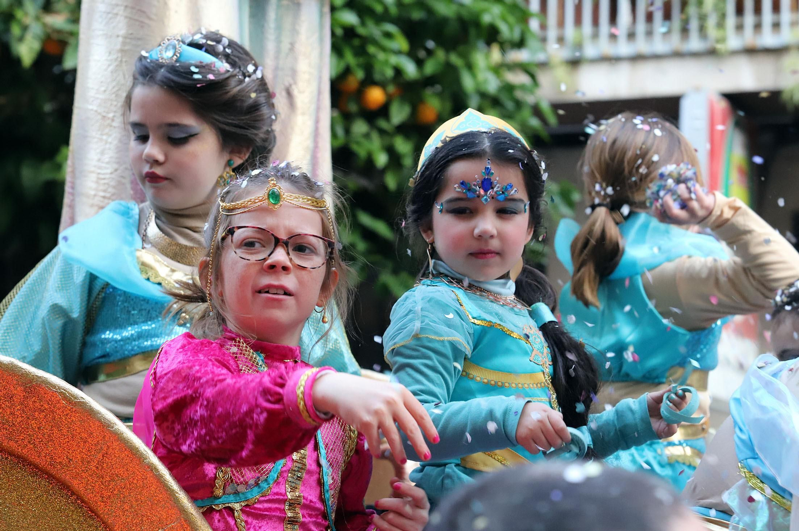 Imágenes de la cabalgata de los Reyes Magos de Huelva