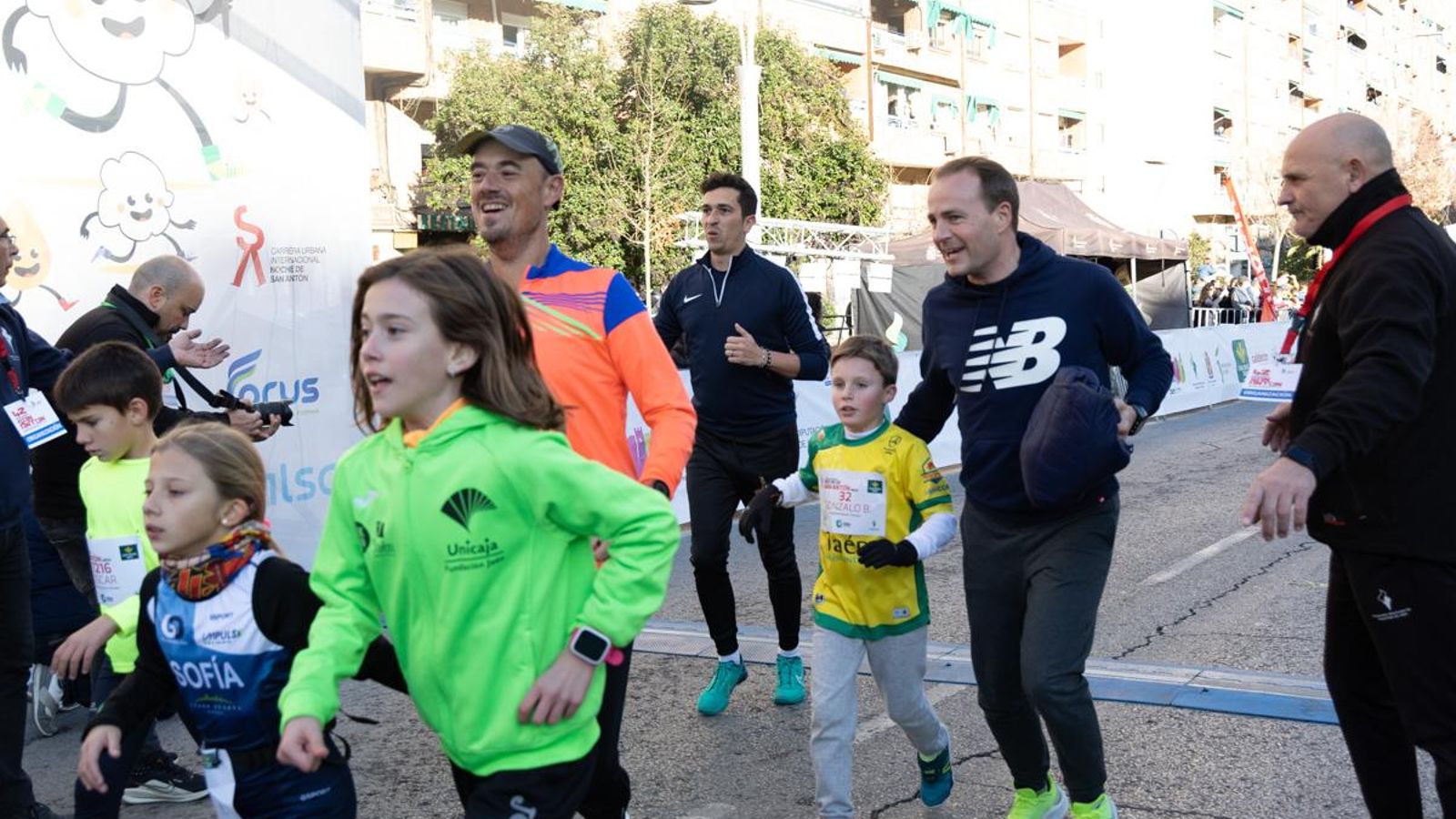 En imágenes: Los niños y niñas de los colegios de Jaén, protagonistas de la San Antón Escolar