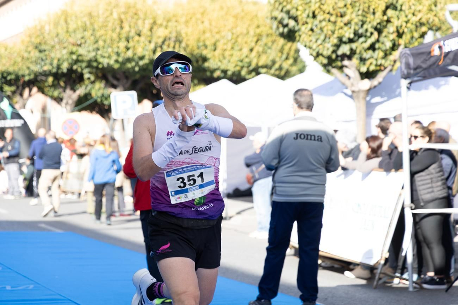 En imágenes: multitudinaria e histórica XXIX Media Maratón 'Ciudad de Jaén' y 10k en memoria de Paco Manzaneda
