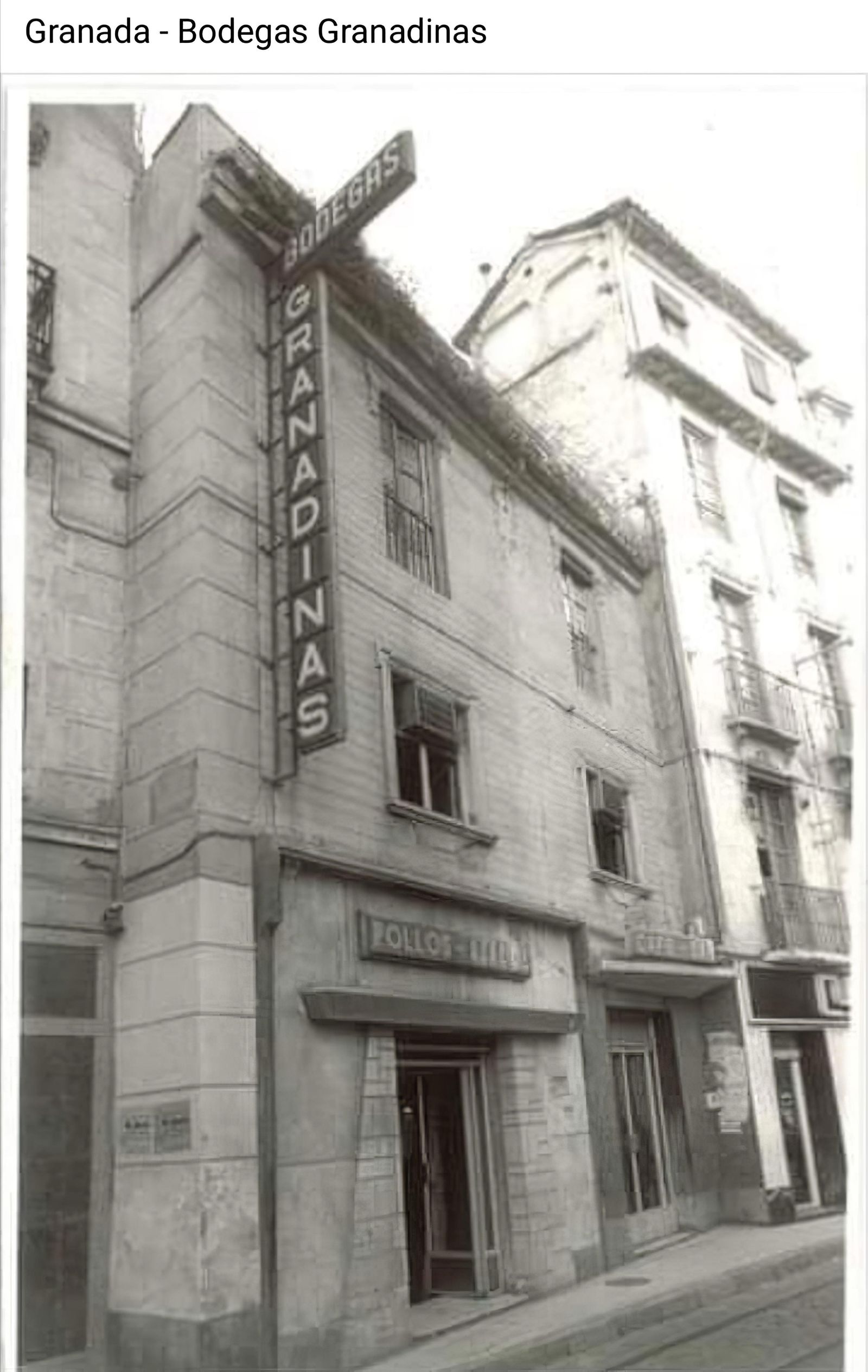 Fachada de las Bodegas Granadinas.