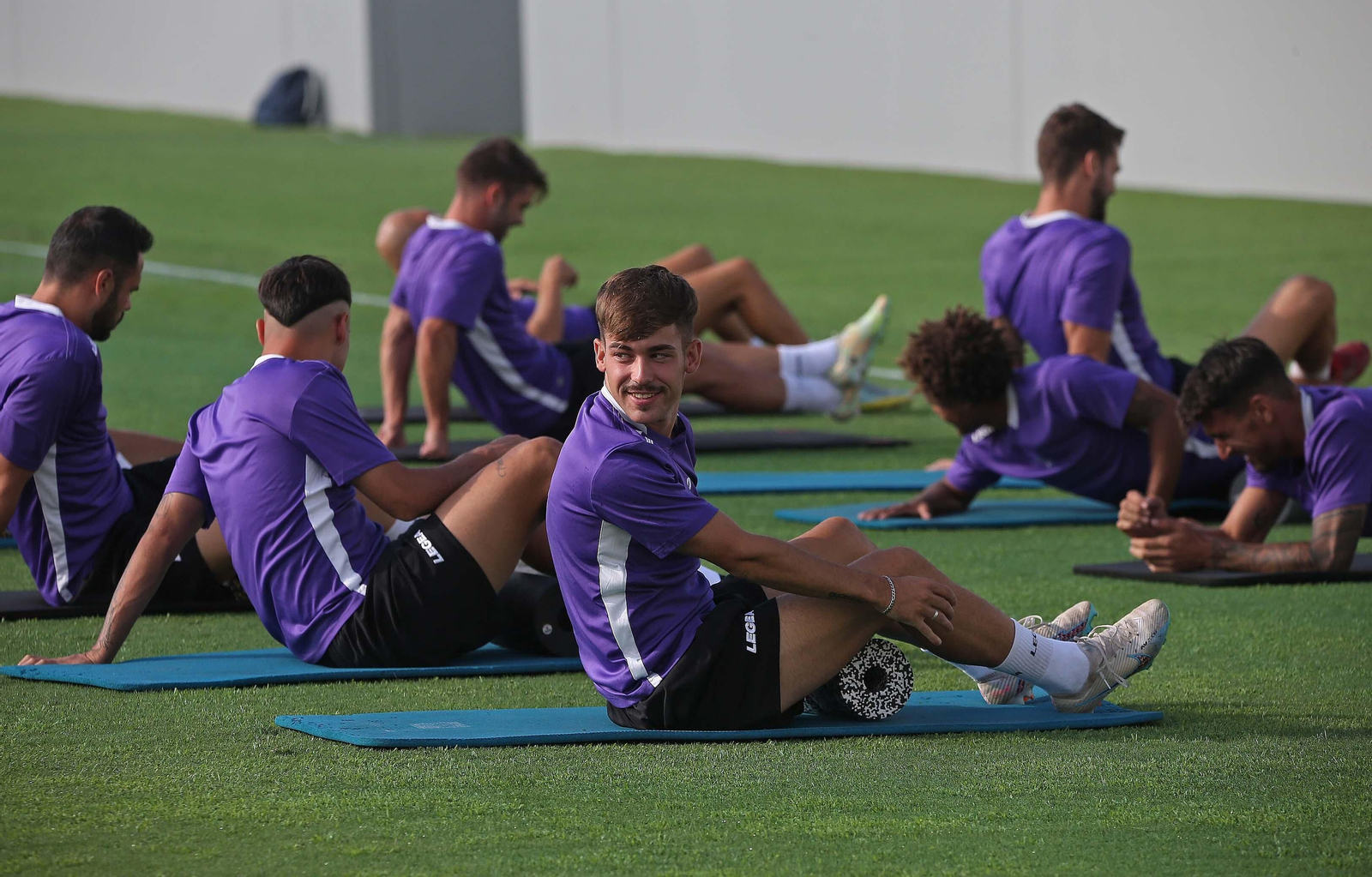 Fotos del primer entrenamiento de la Balona en el Ciudad de La Línea