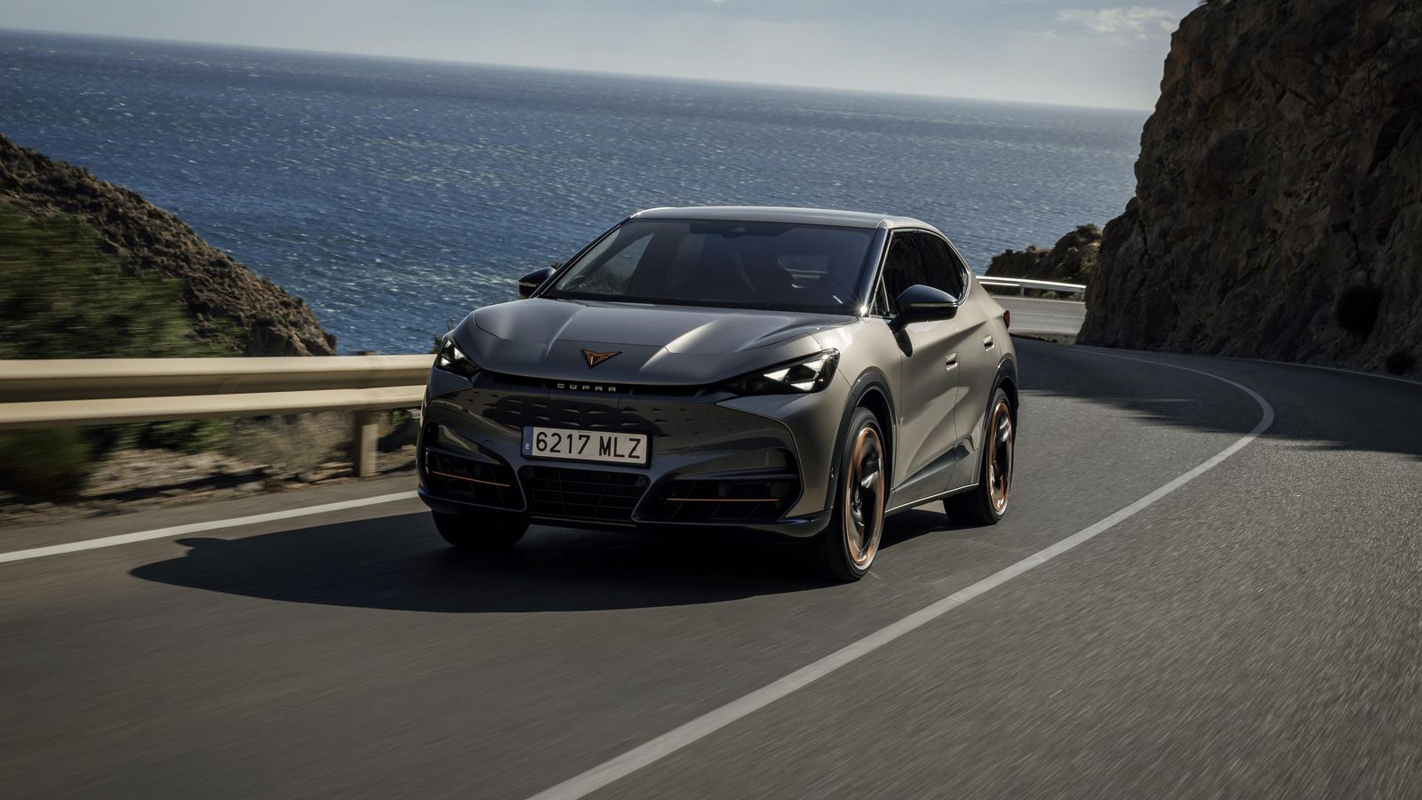 Se abre el libro de pedidos para el Cupra Tavascan: desde 52.010 euros.