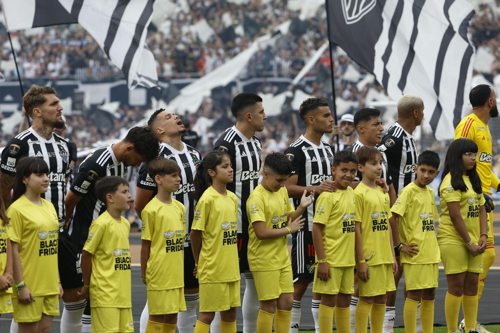 Las fotos de una final de la Libertadores histórica; Botafogo, campeón con 10, ante Atlético Mineiro