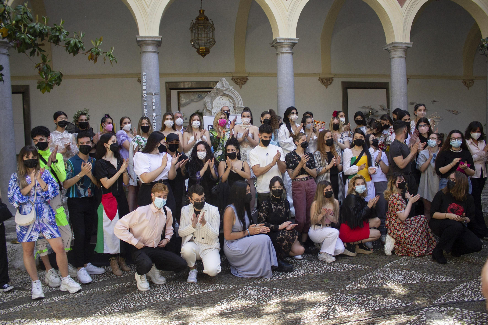 Fotos del desfile de ropa reciclada en Granada