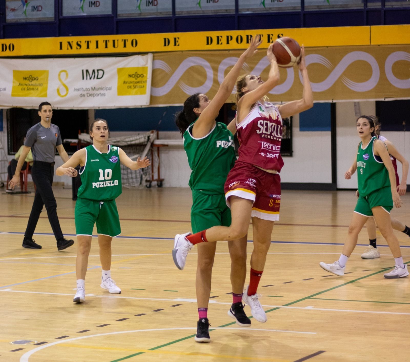 Un lance de un encuentro anterior del Tecnigen CBS en Amate.