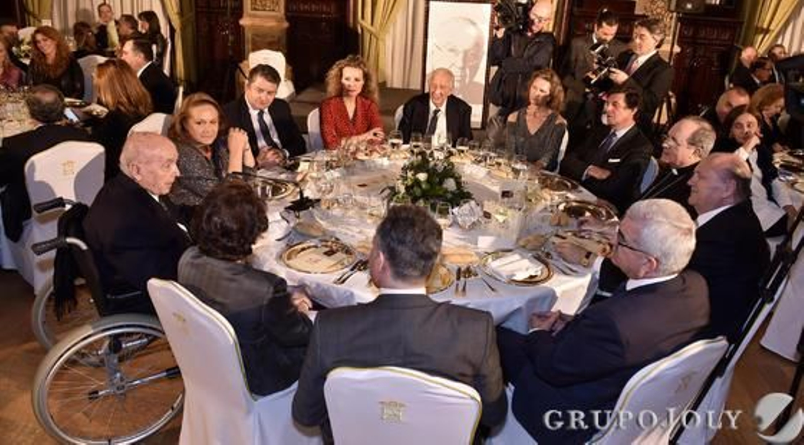 José Joly, Carmen Laffón, Manuel Clavero, Concha Yoldi, Antonio Sanz, Marita Rufino, Manuel Olivencia, Rocío Molina, Manuel Laffón Parias, Juan José Asenjo, José Moya y Manuel Jiménez Barrios.