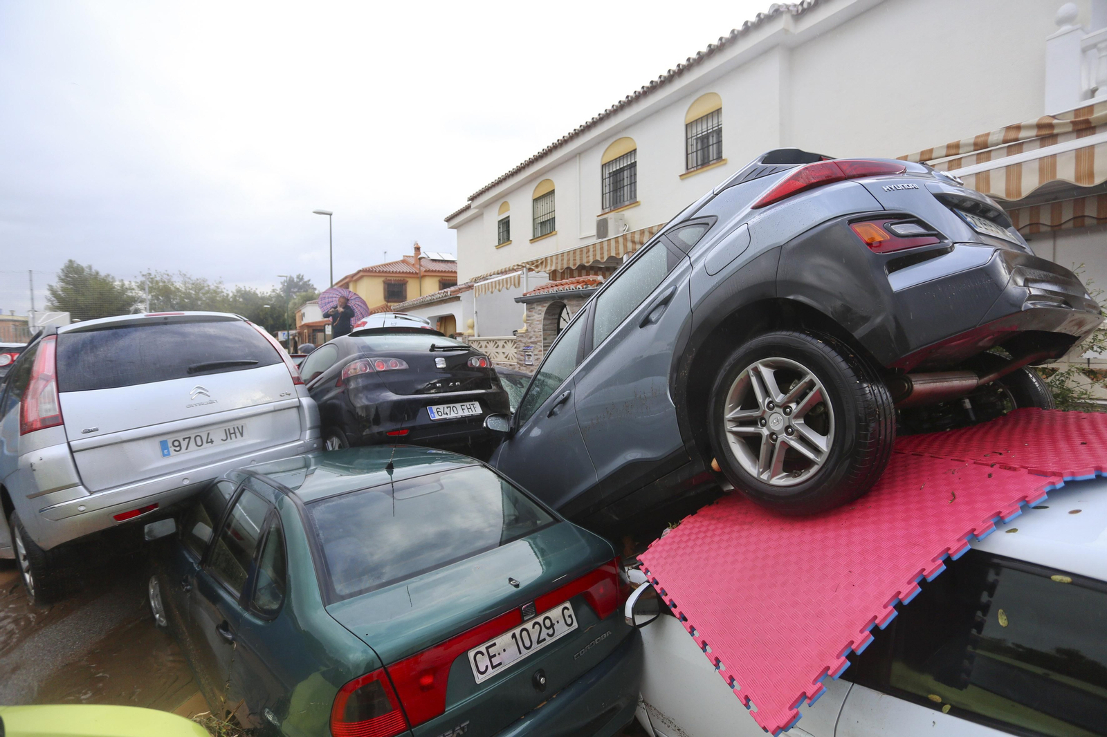 Las fotos de Campanillas inundada por el desbordamiento del río