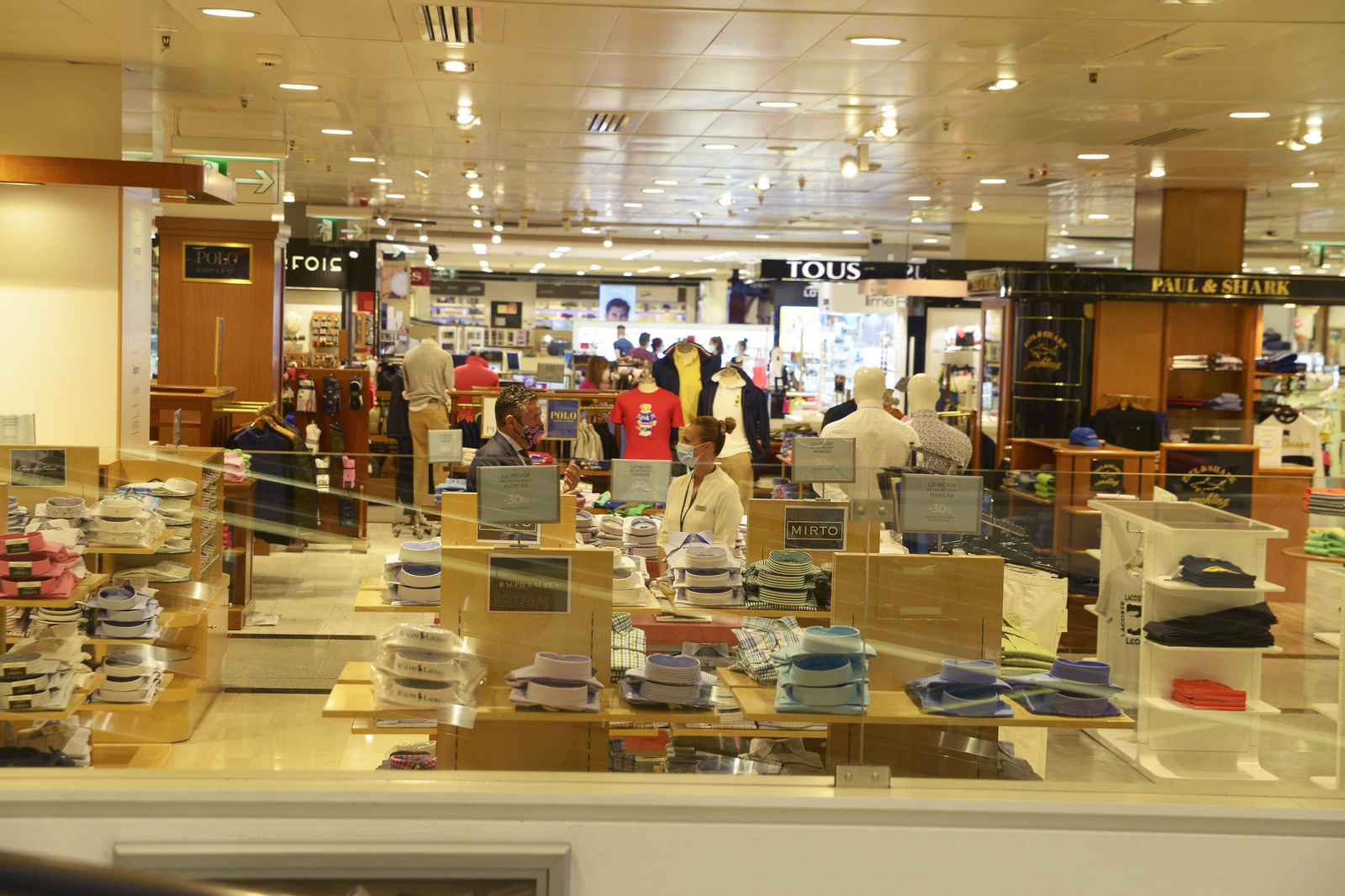 Fotos de los centros comerciales de Algeciras al inicio dela fase 2