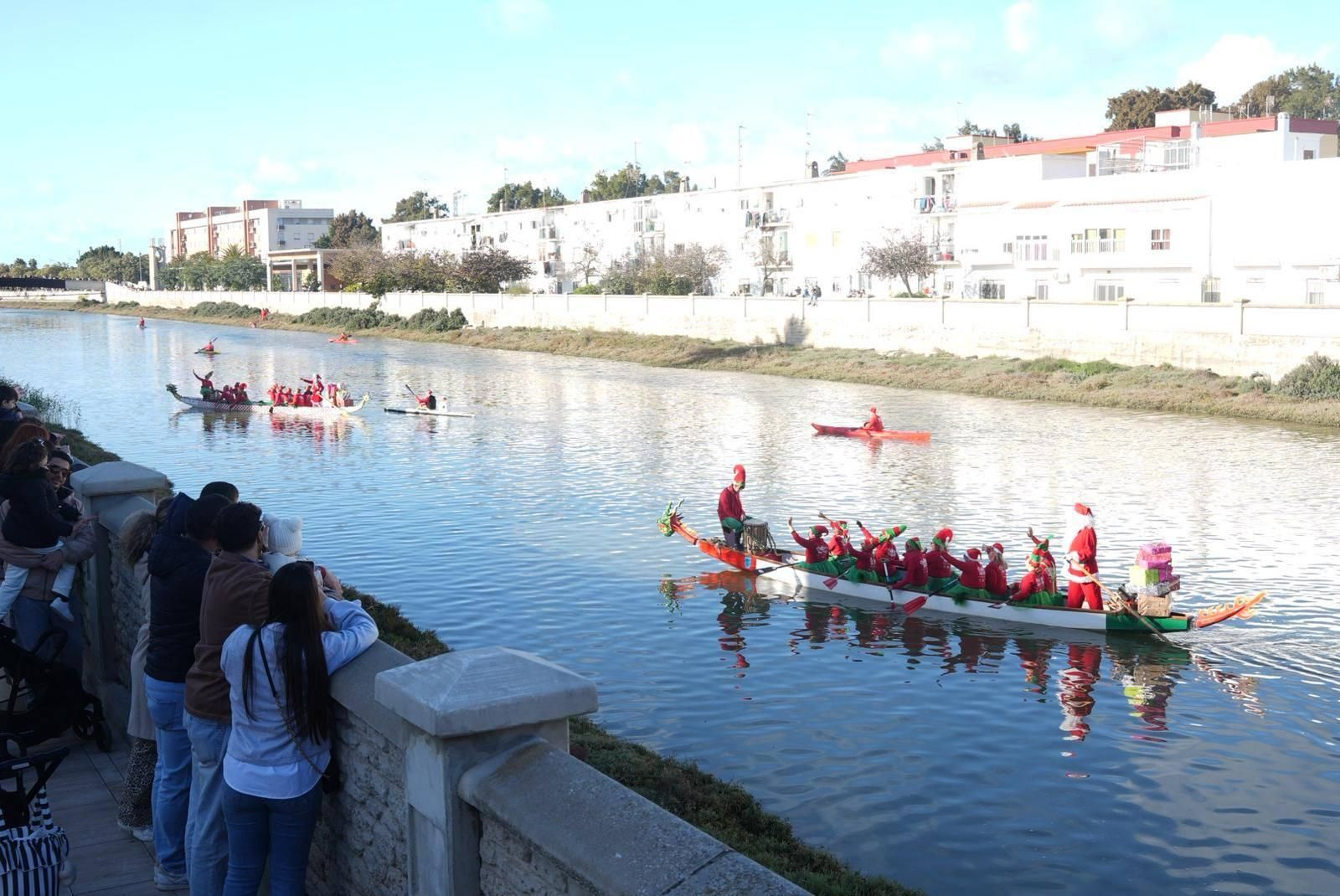Cabalgata Náutica de Papá Noel en Chiclana 2025