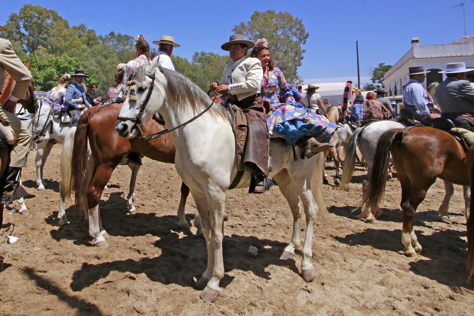 Imágenes del domingo de descanso en El Rocio