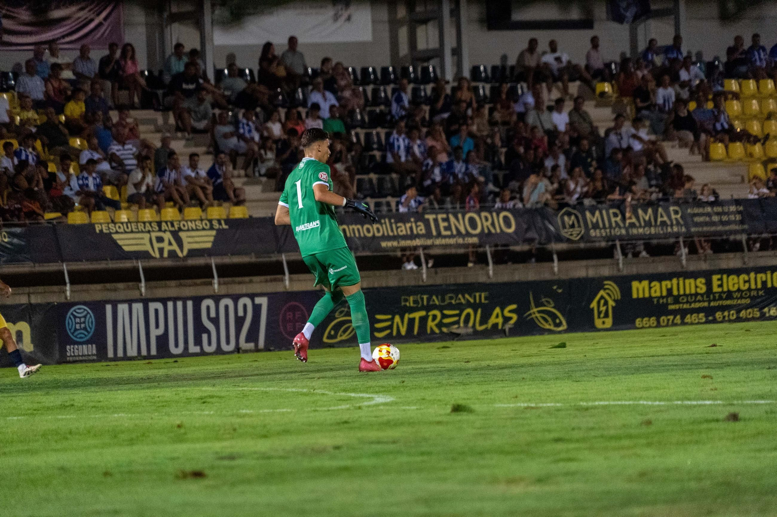 Imágenes del partido AD Merida - Recreativo de Huelva del Trofeo de la Bella