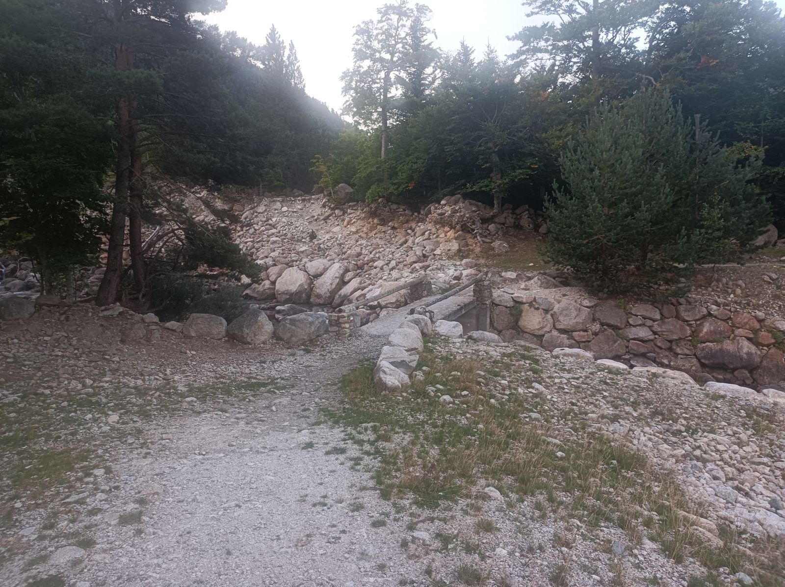 Pasando el Barranco de la Tremolera.