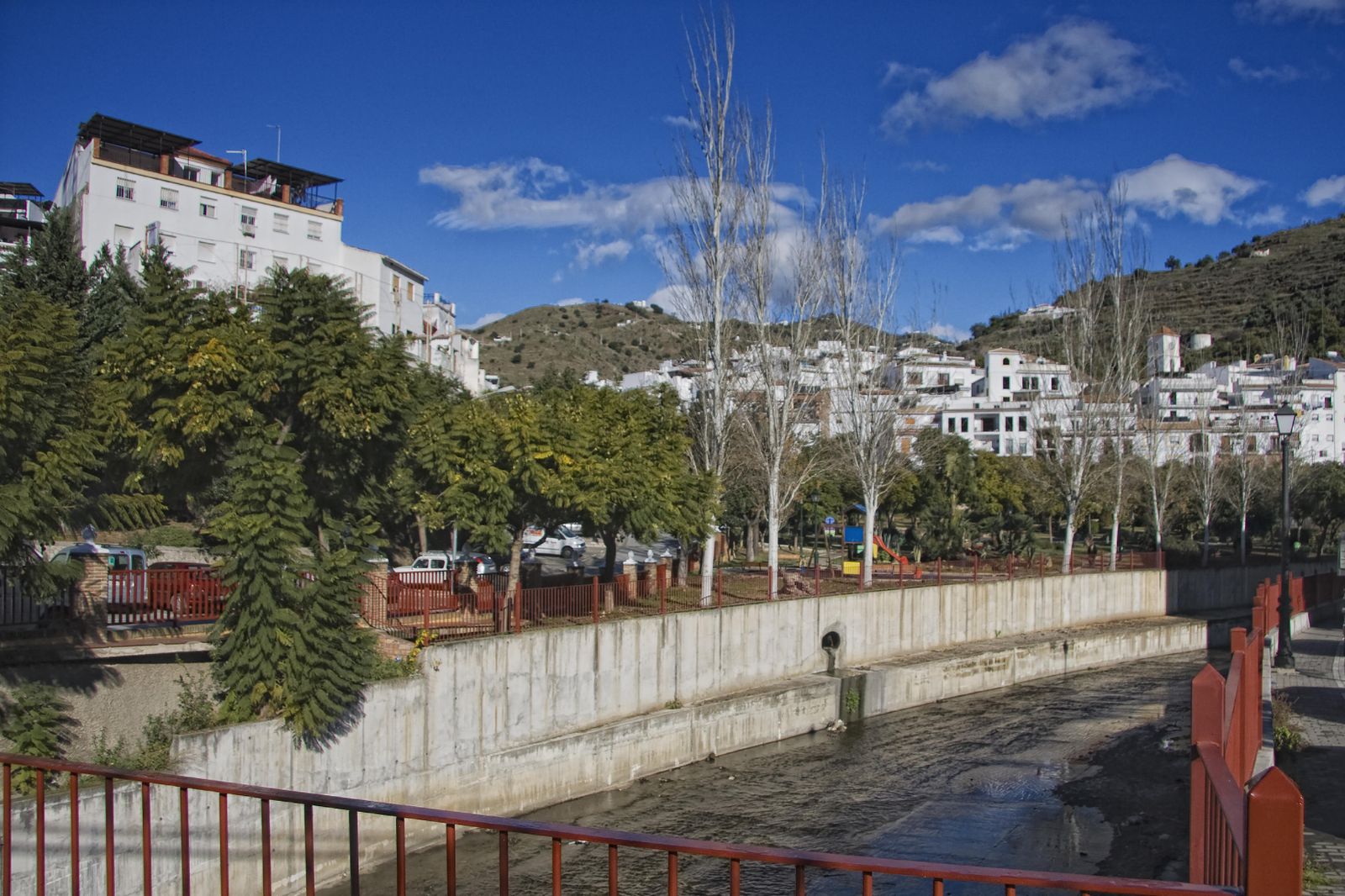 Entrada a Algarrobo.