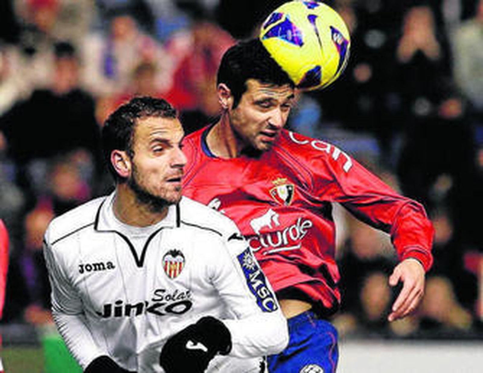 Miguel Flaño gana por arriba a Soldado.