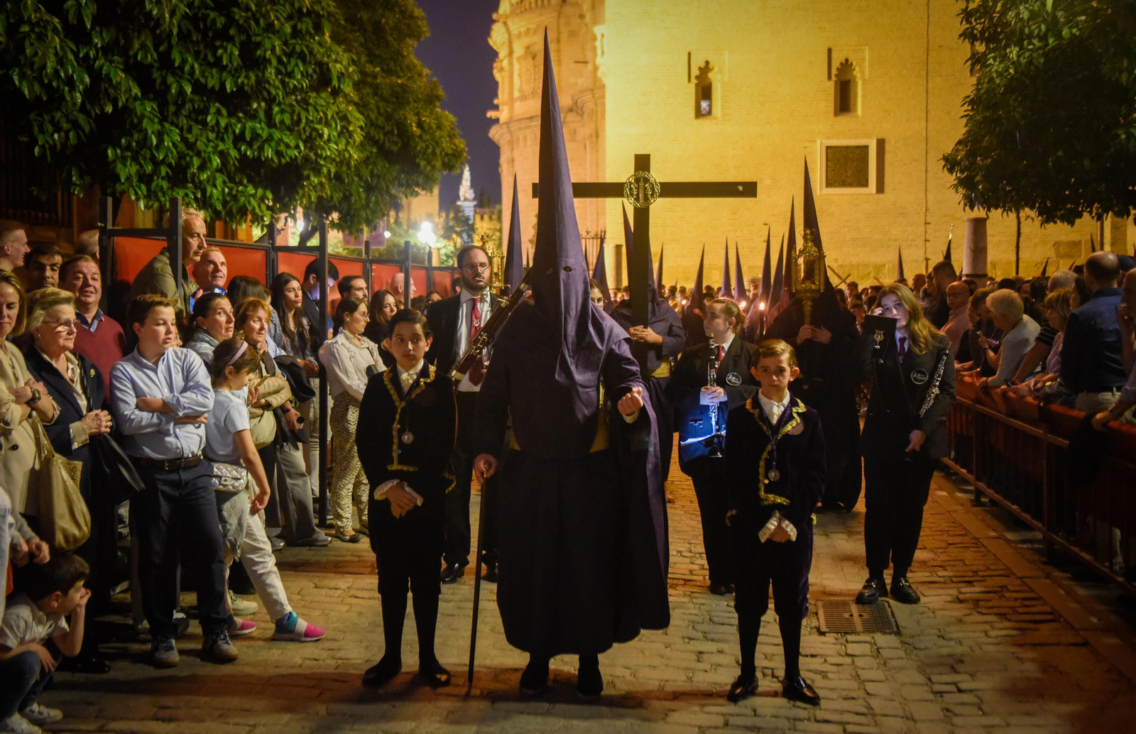 Las imágenes de la Hermandad de La Corona en la Semana Santa de Sevilla 2024
