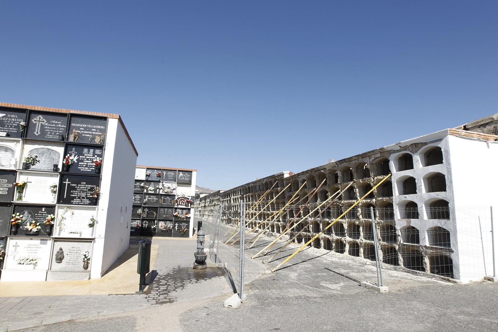 Fotogalería Día de Todos los Santos. Cementerio de San José. Almería