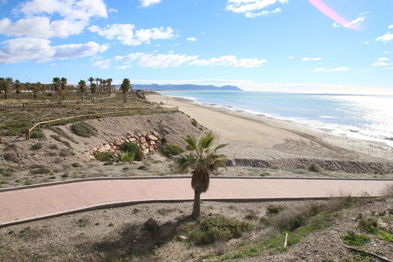 Paseo marítimo de El Toyo