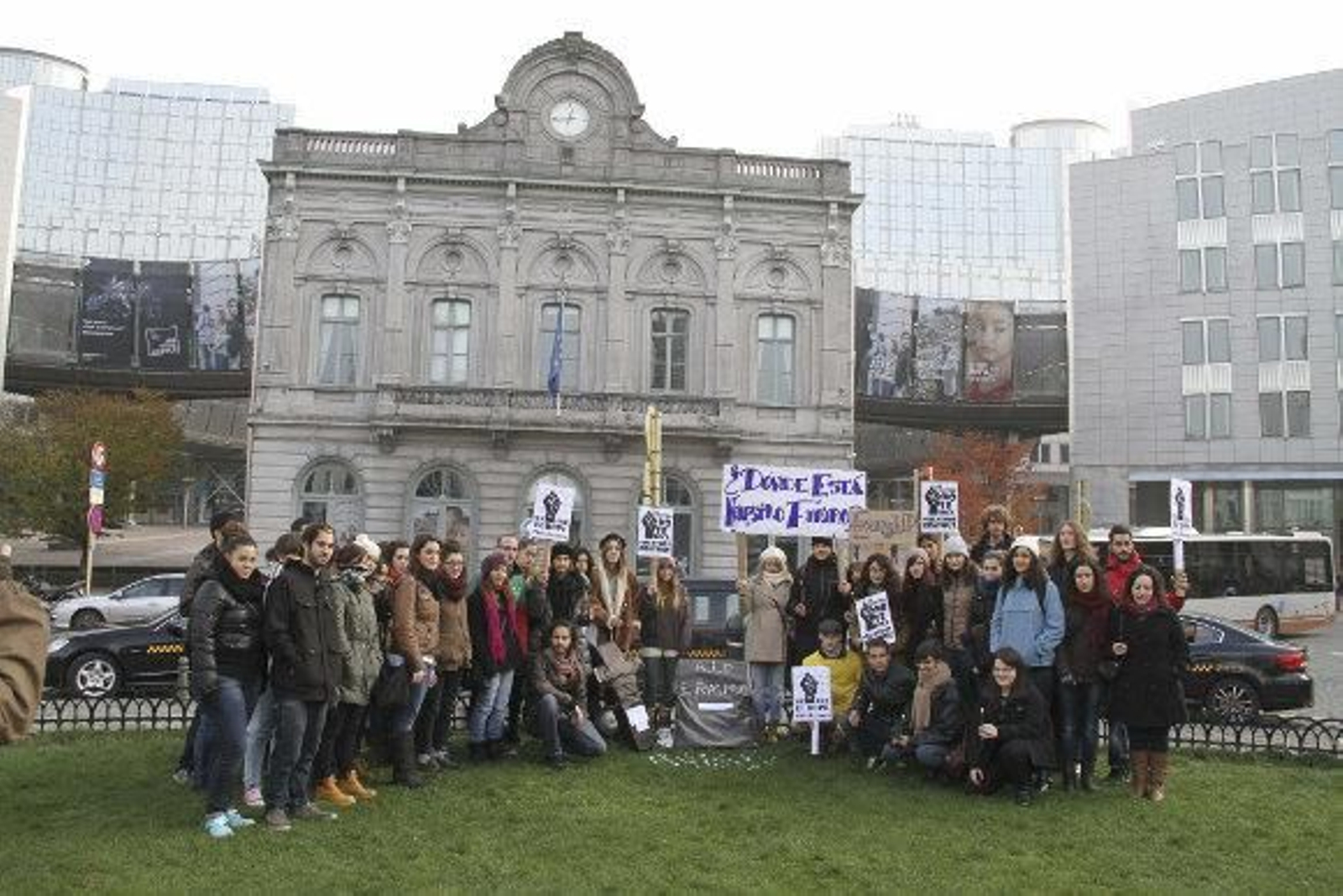 Erasmus españoles llevan su protesta a las principales capitales europeas