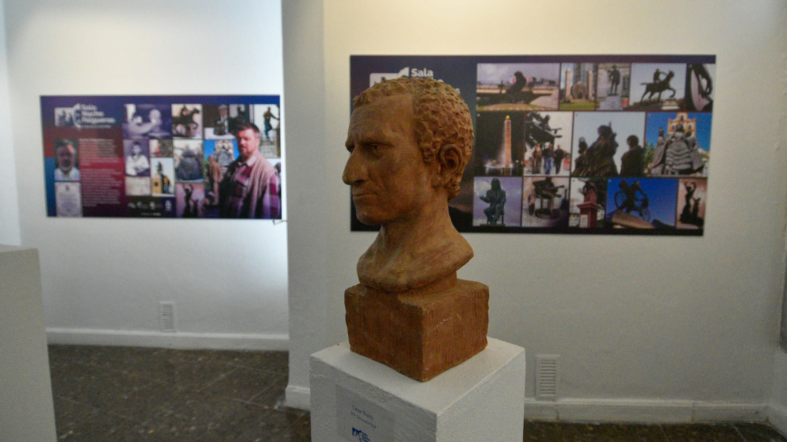 Inauguración de la exposición de Nacho Falgueras en La Casa de la Cultura de La Línea