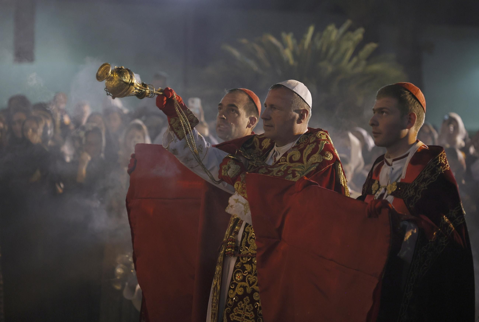 Las imágenes de la visita a la catedral del Palmar de Troya