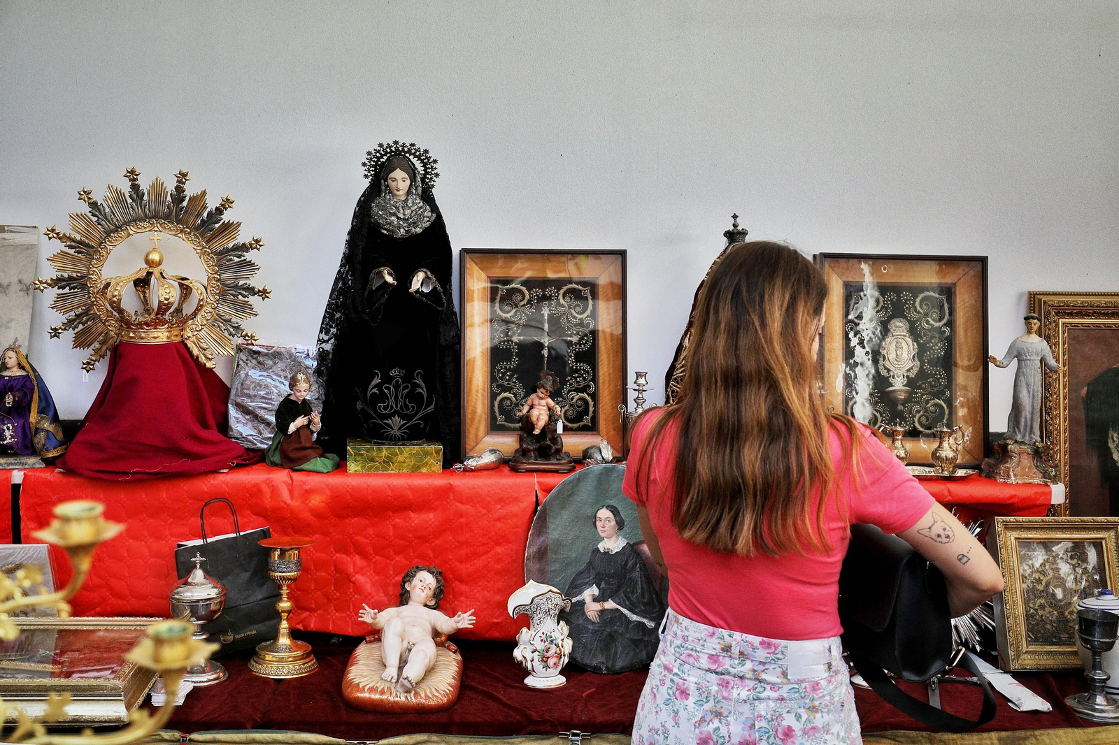 Las imágenes del Mercado de Antigüedades y Coleccionismo en el convento de Santo Domingo