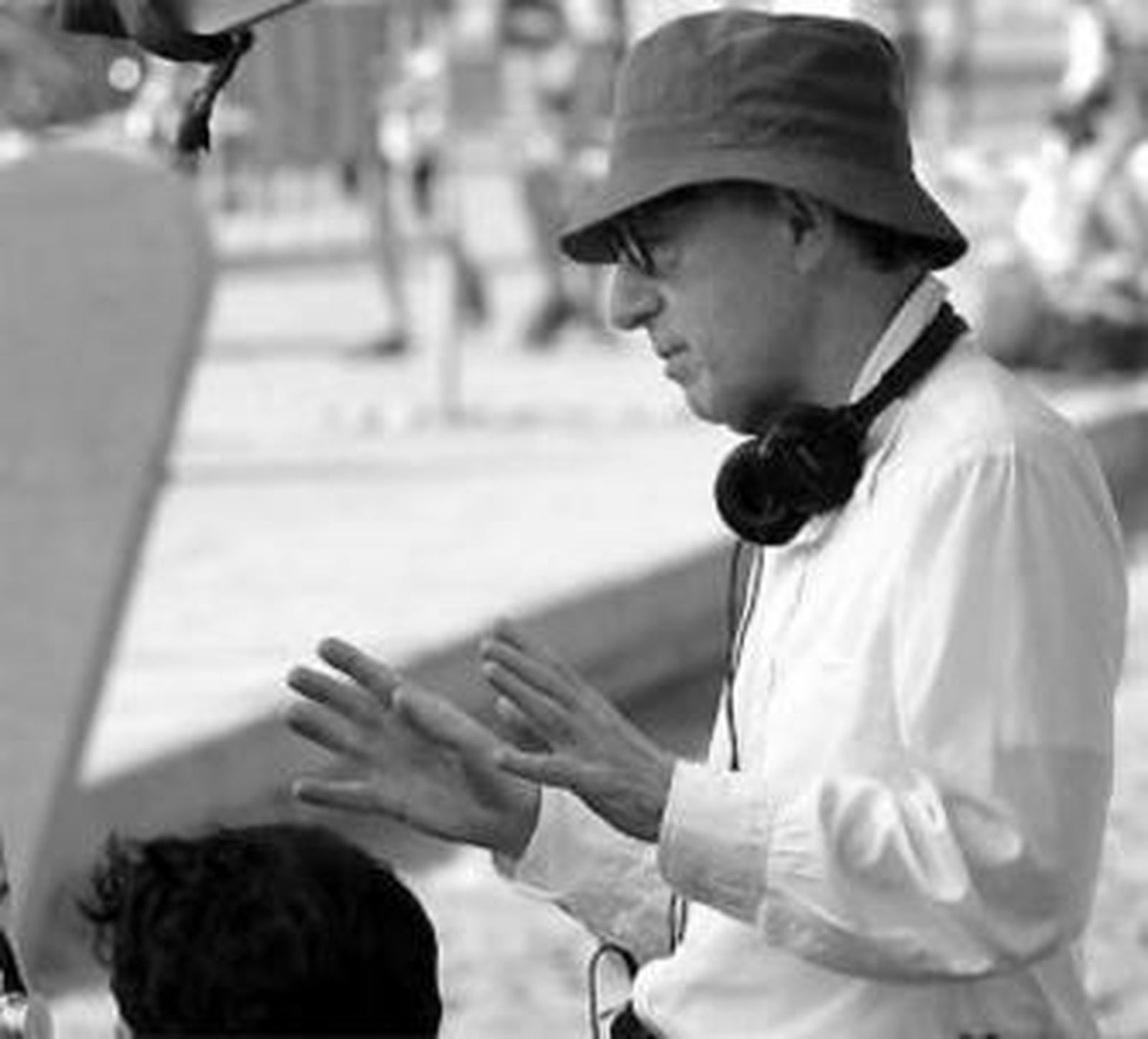 Brad Pitt venderá gorras para recaudar fondos