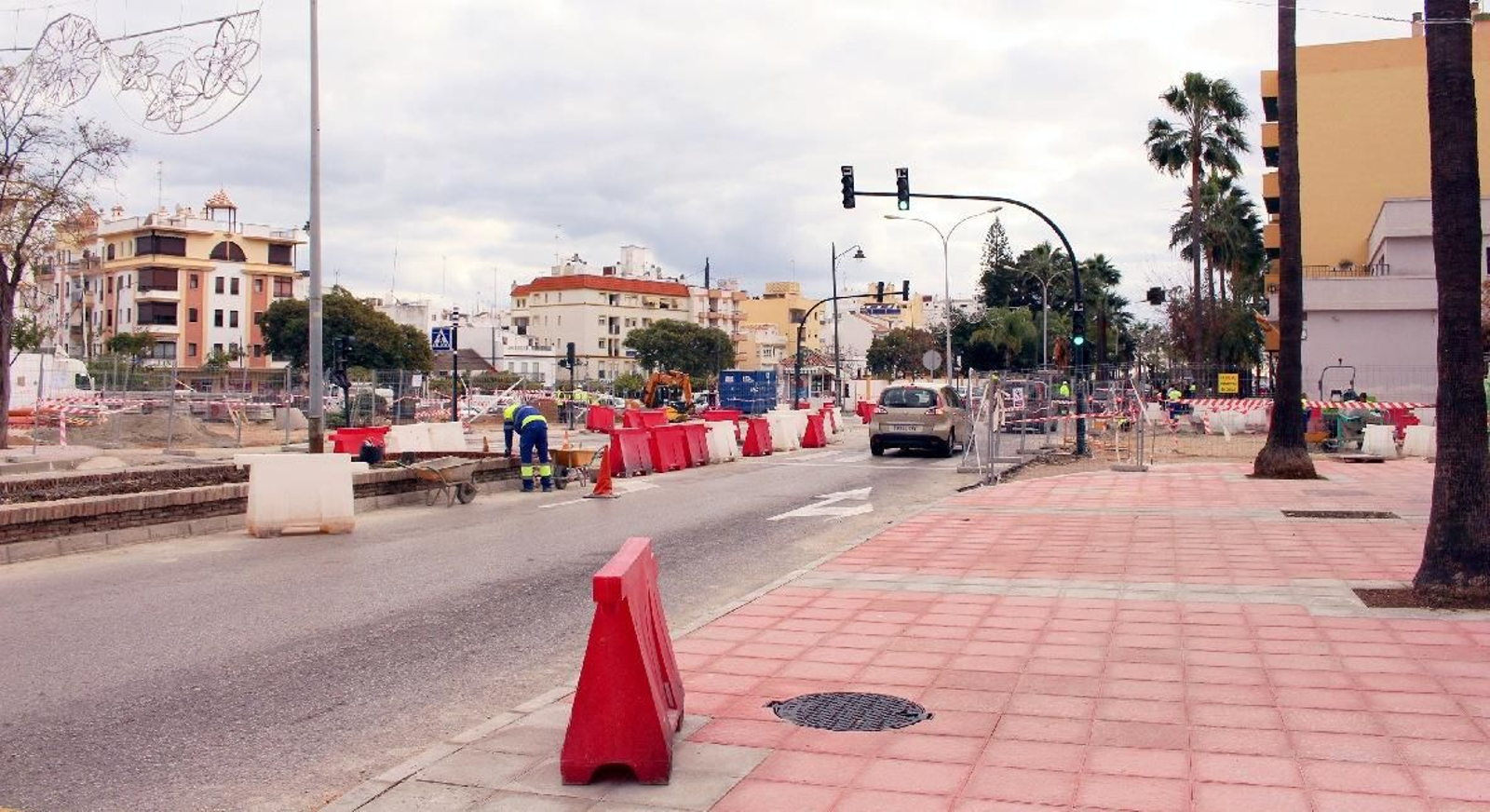 La Avenida Juan Carlos I de Estepona.