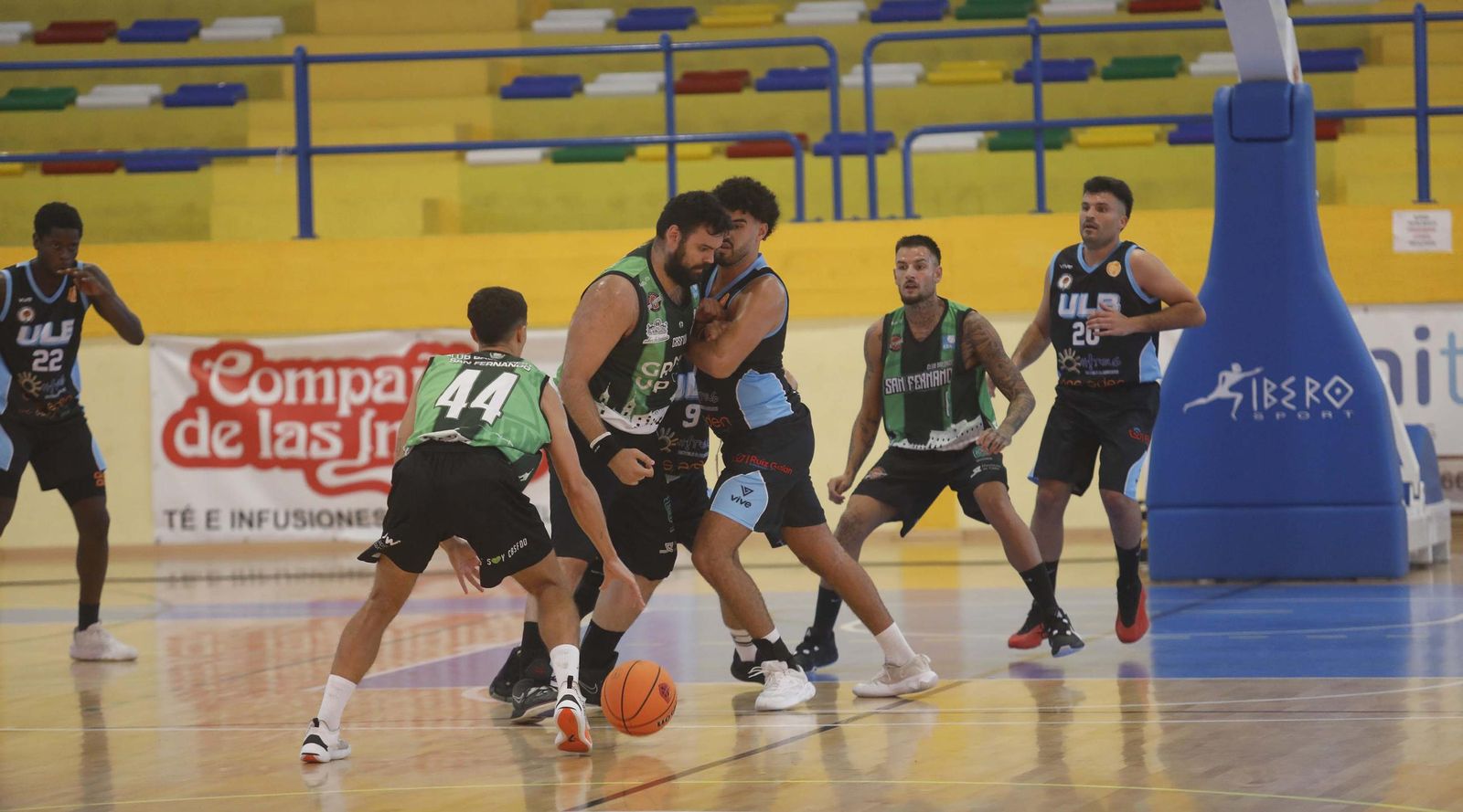 Las fotos del ULB - CB San Fernando de pretemporada