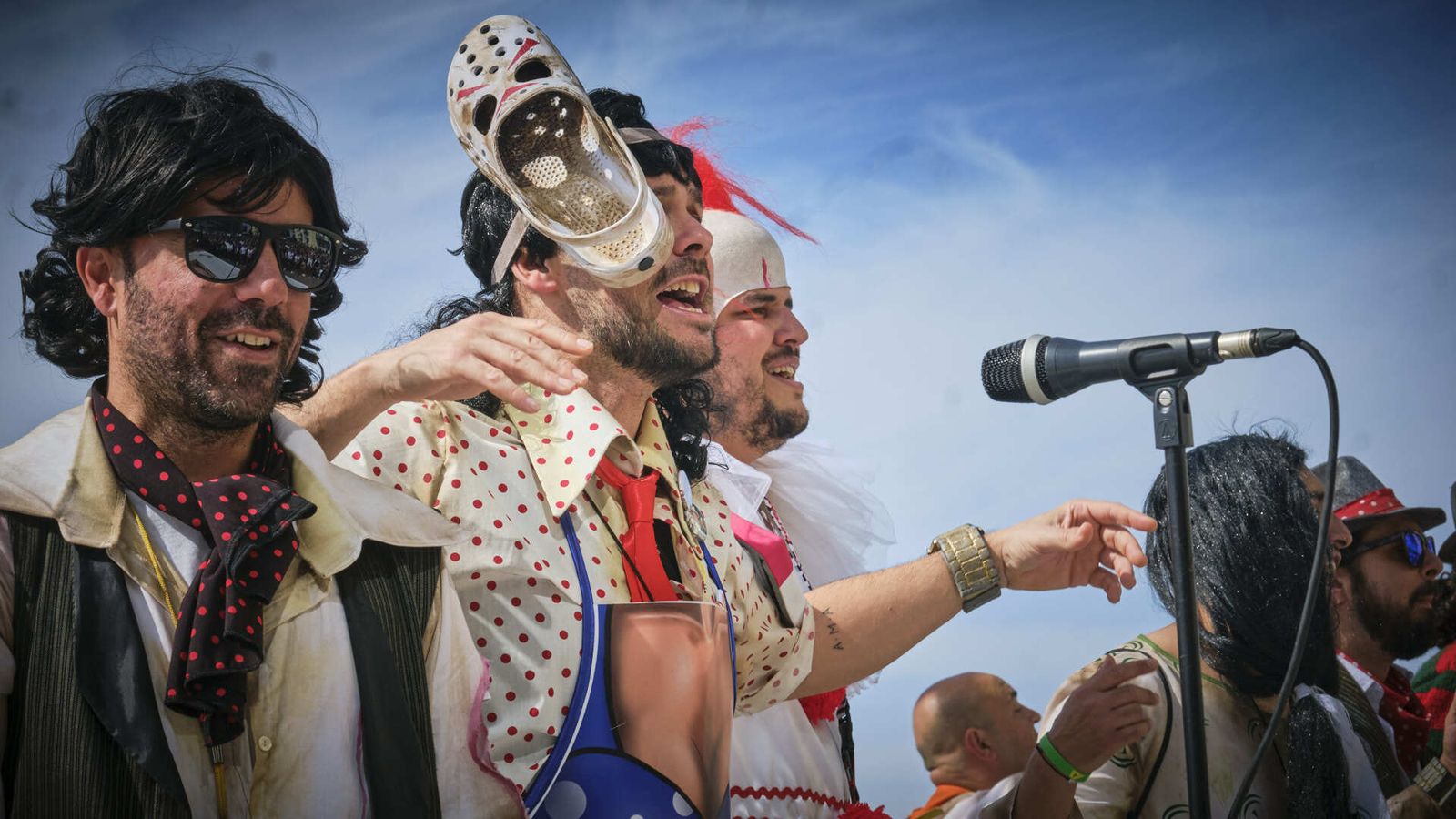 Batalla de Coplas en el Paseo Marítimo de Cádiz