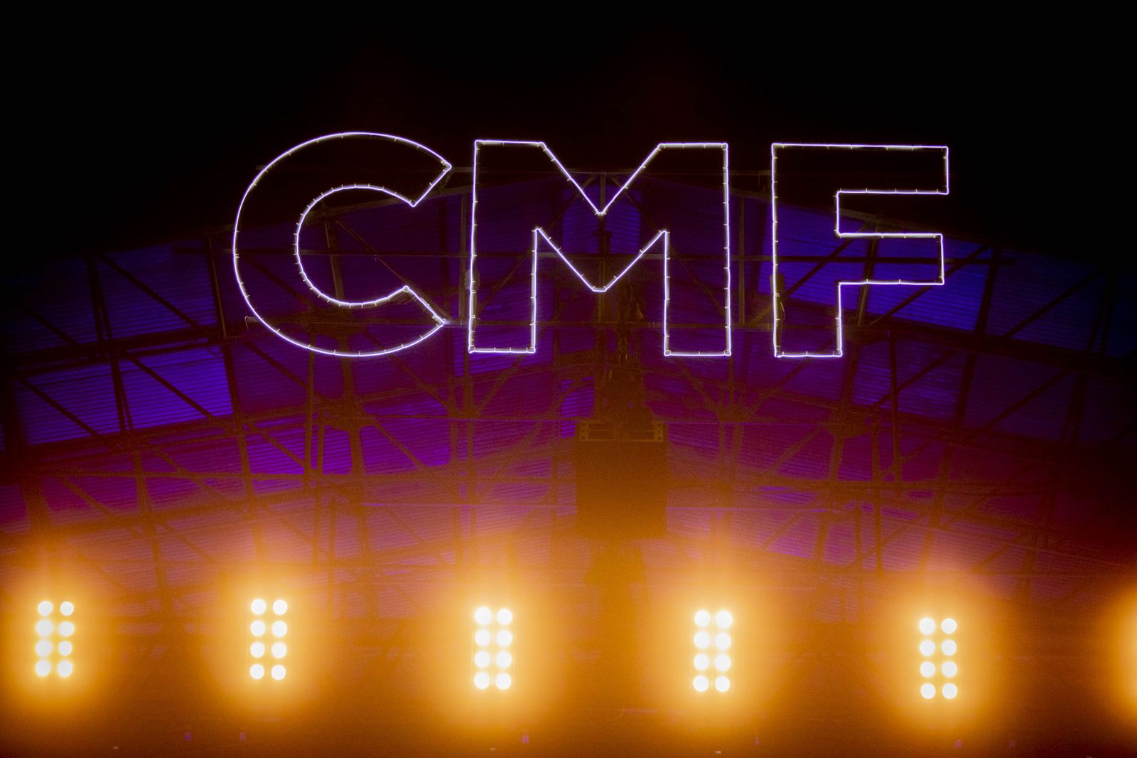 Búscate en las imágenes del concierto de Simply Red en Concert Music Festival