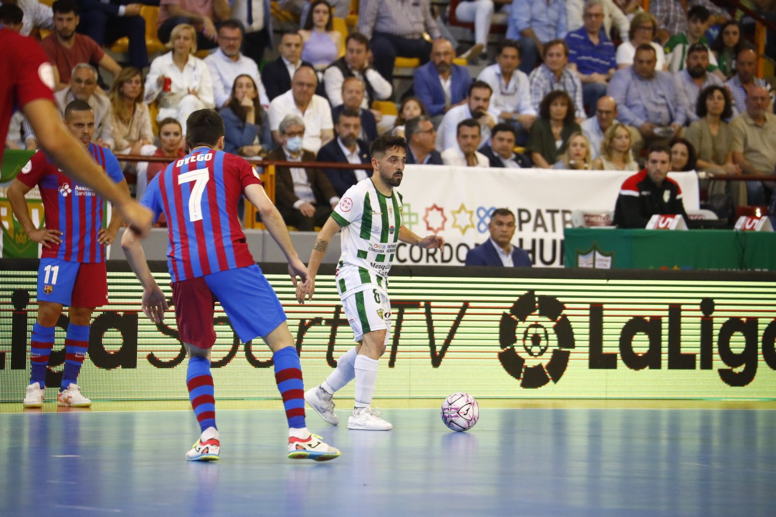 El empate del Córdoba Futsal ante el Barça, en imágenes