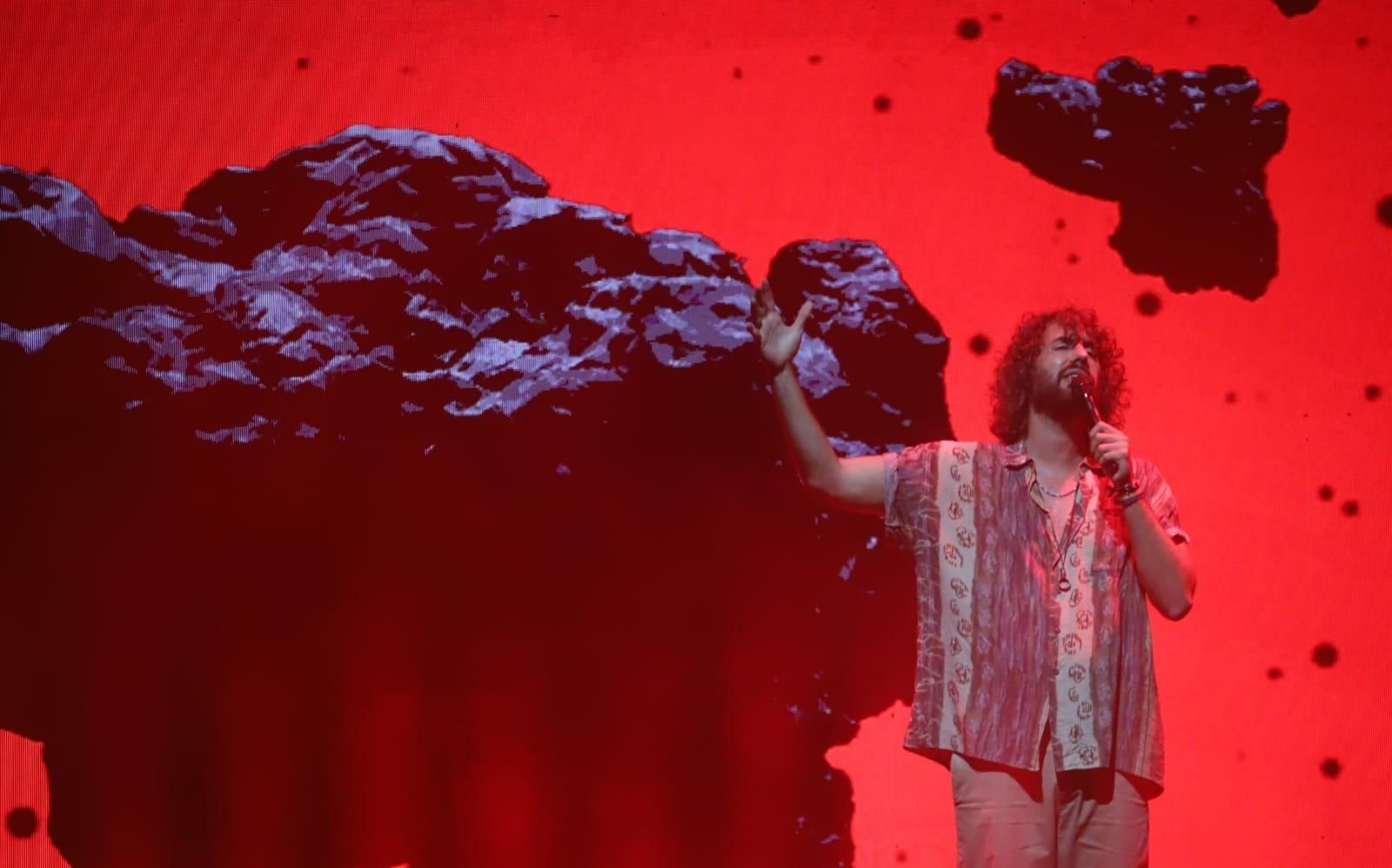 Mikel Izal, en su concierto en La Línea.