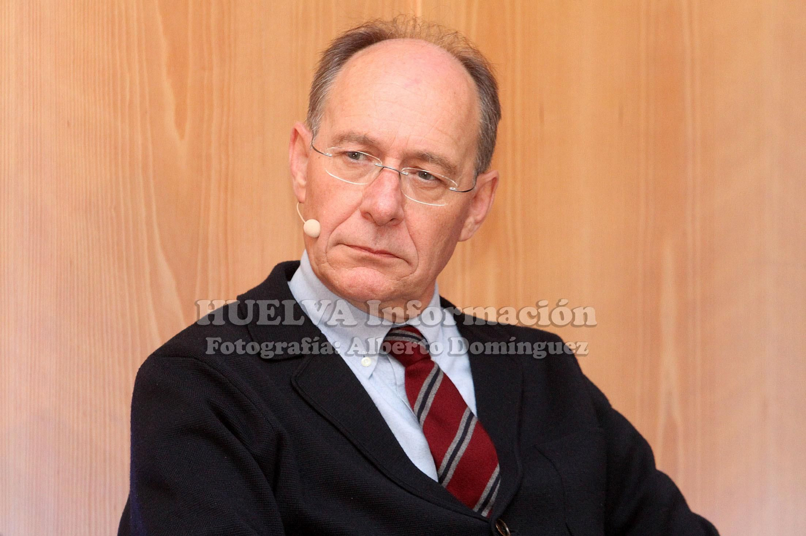 Mesa redonda en la FOE sobre retos y oportunidades de la transición energética, en imágenes